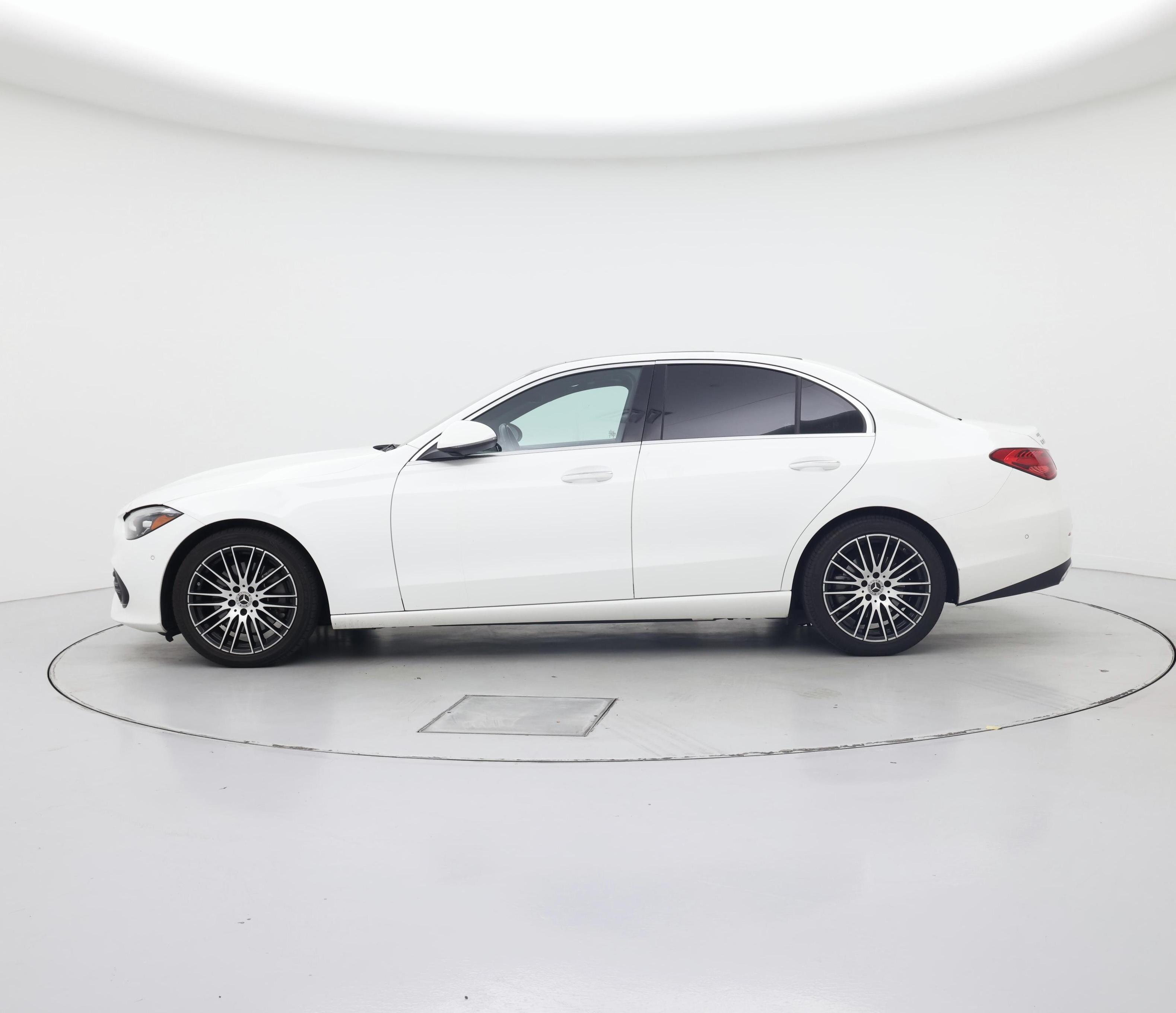 Thumbnail: 2024 Mercedes-Benz C-Class - 3