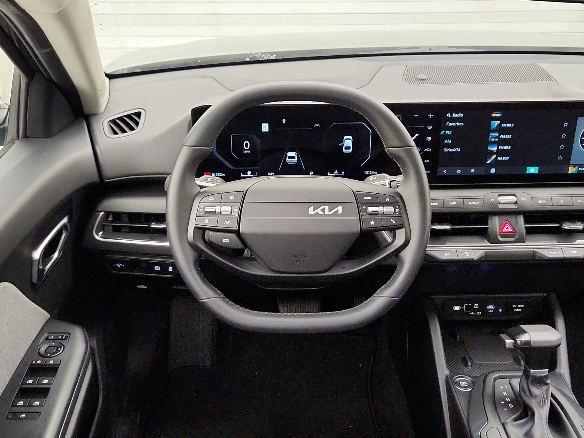 Thumbnail: 2025 Kia K4 - 10