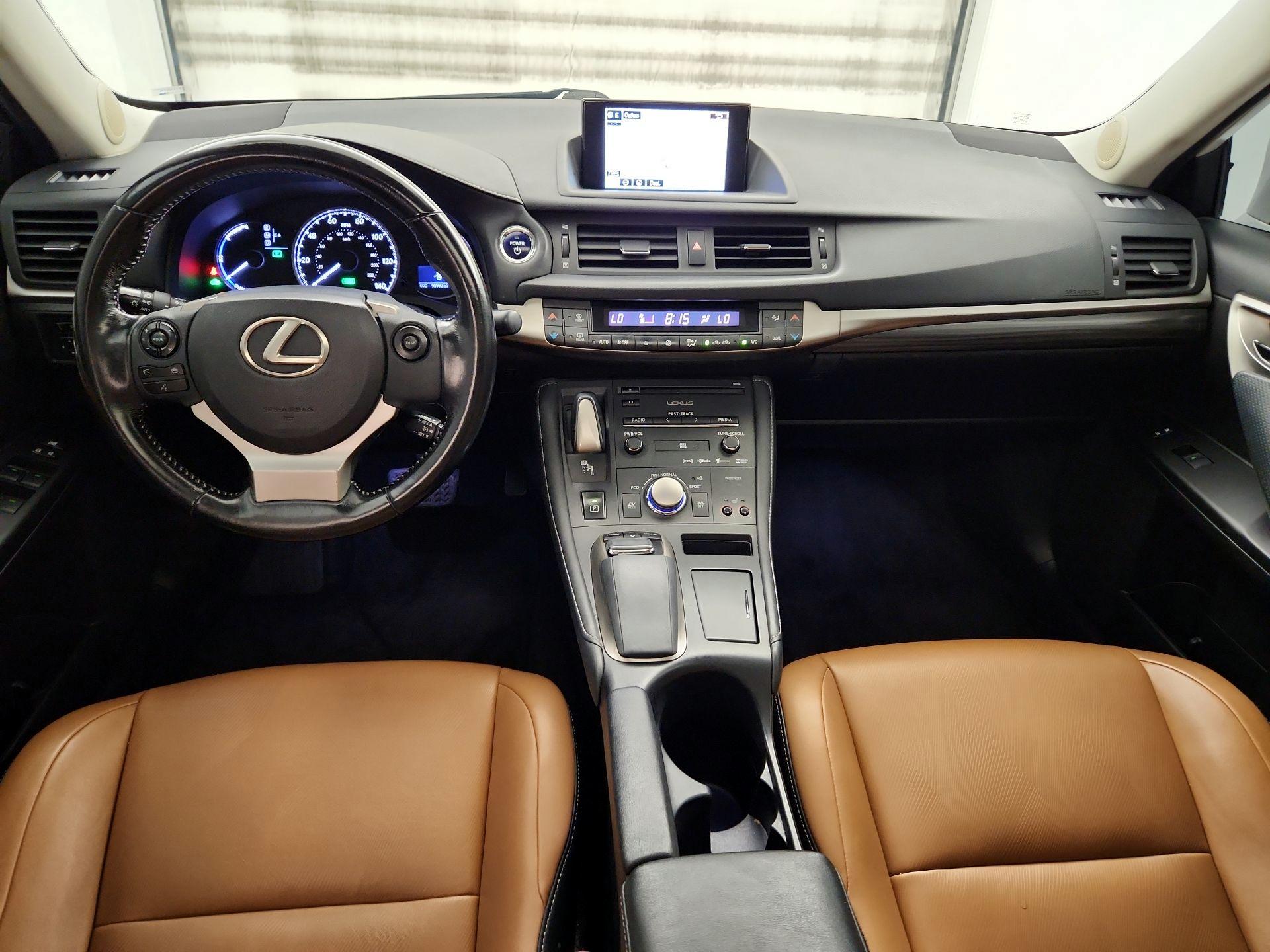 Thumbnail: 2015 Lexus CT - 9