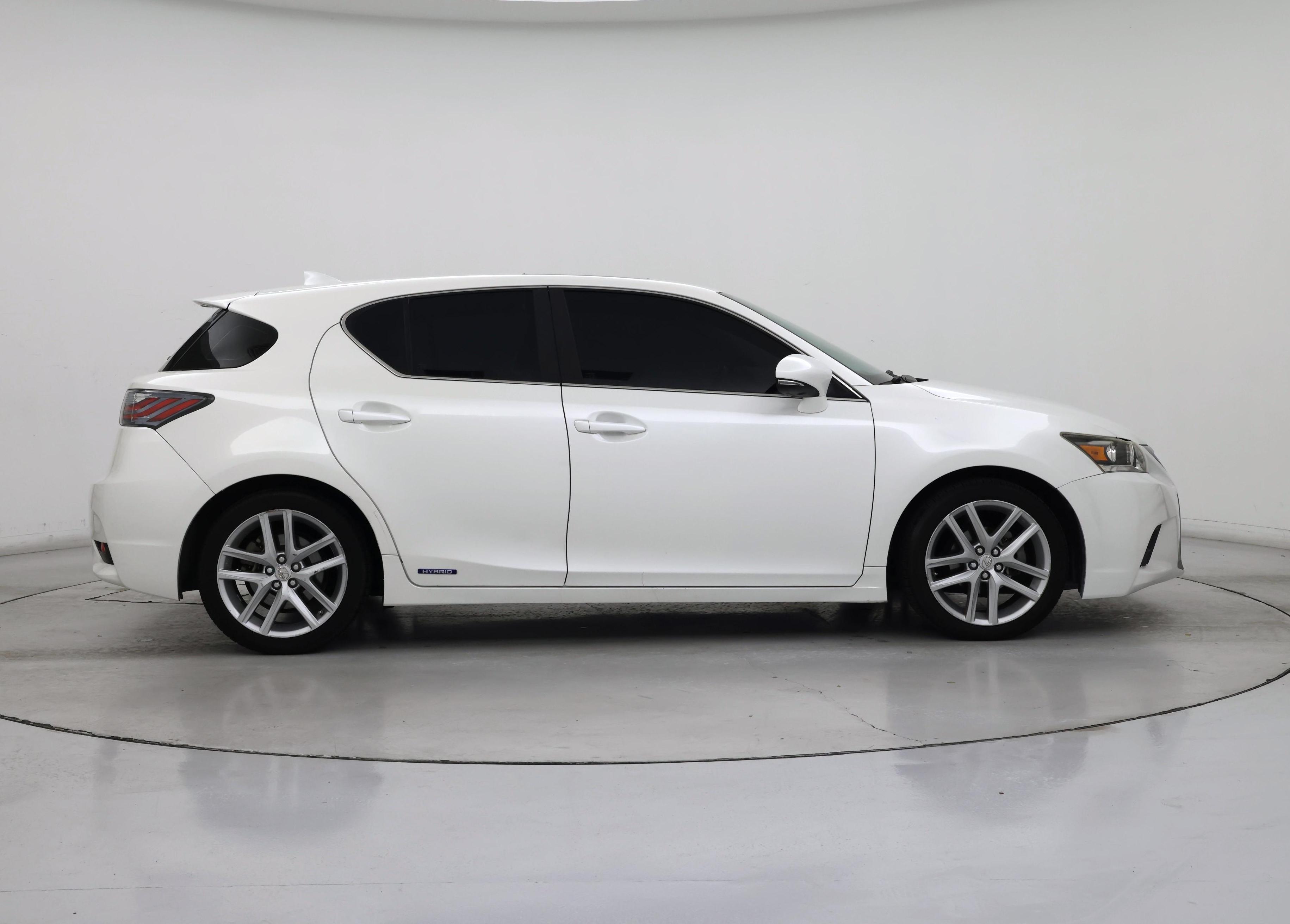 Thumbnail: 2015 Lexus CT - 7