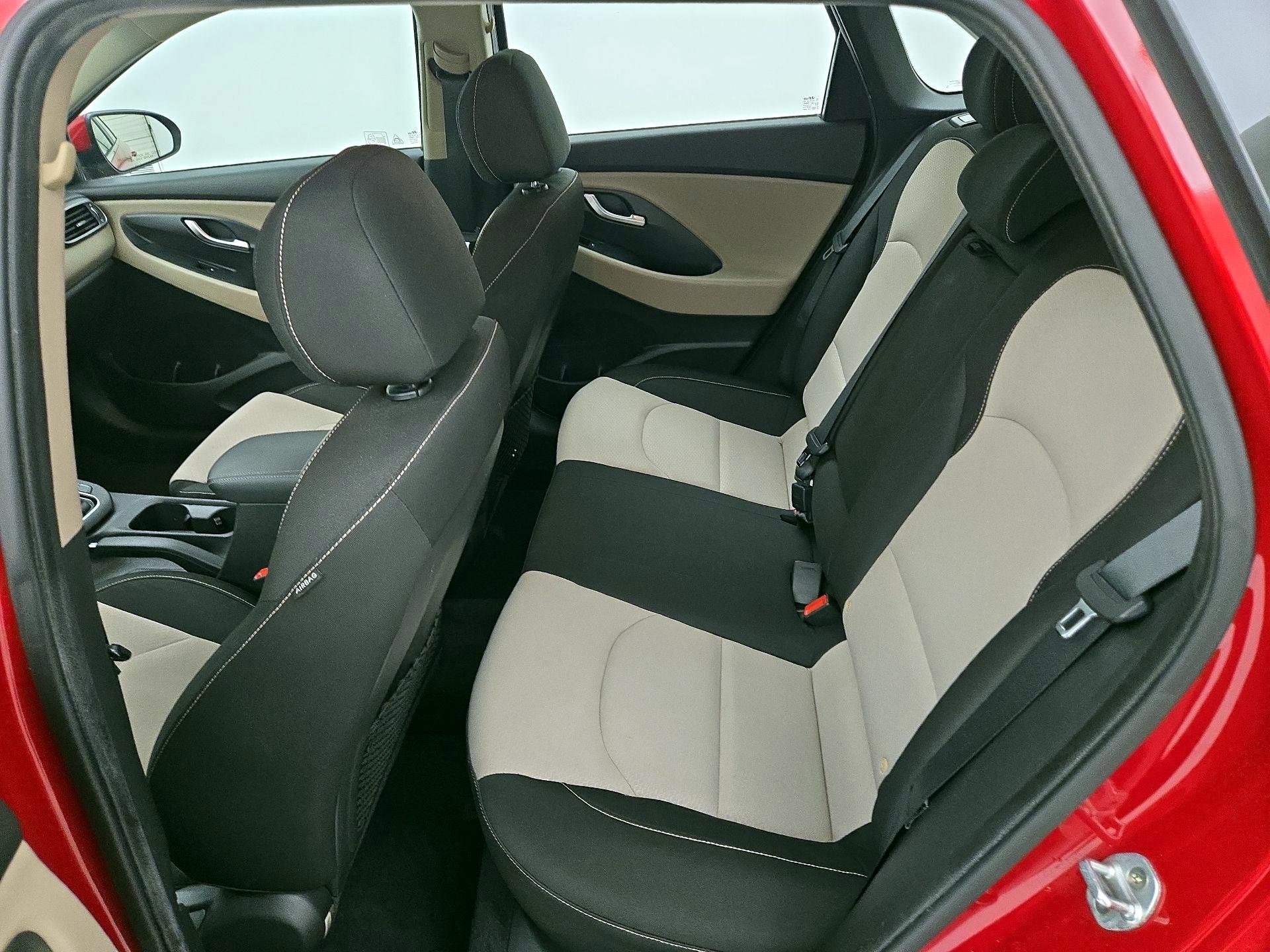 Thumbnail: 2018 Hyundai Elantra - 19