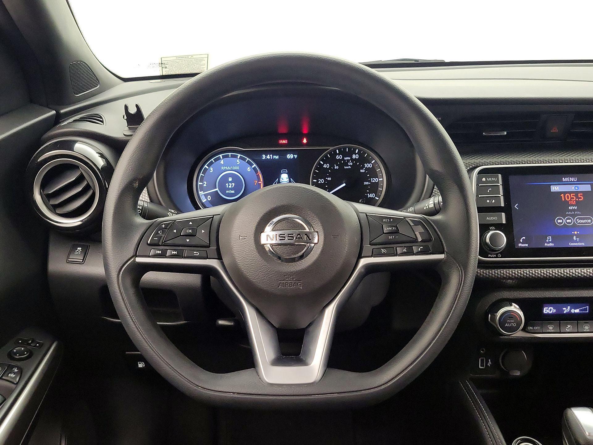 Thumbnail: 2019 Nissan Kicks - 10