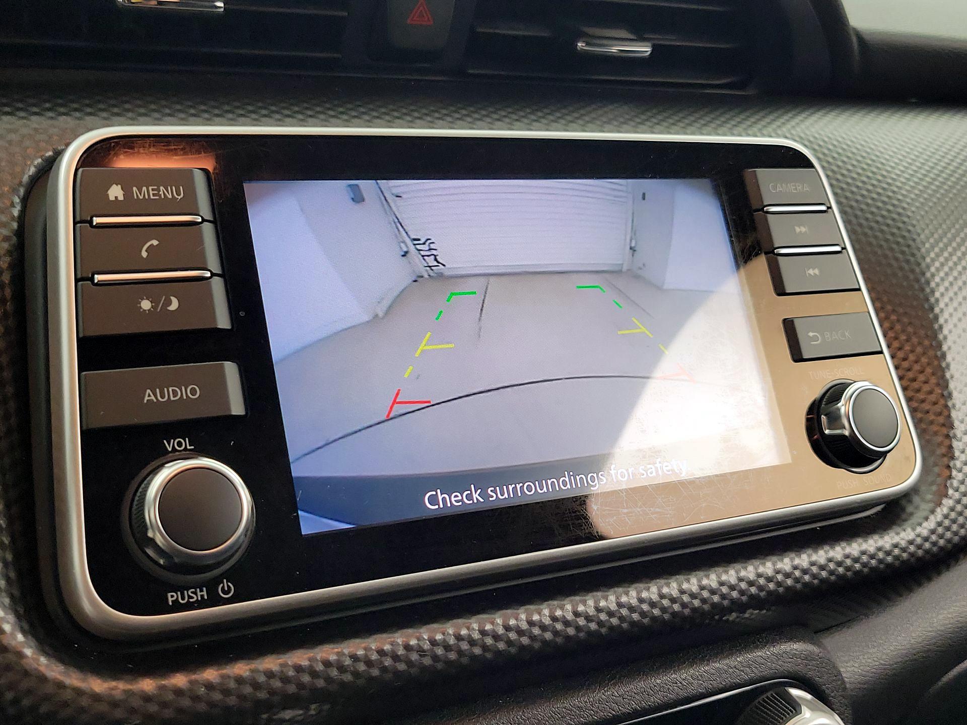 Thumbnail: 2019 Nissan Kicks - 14