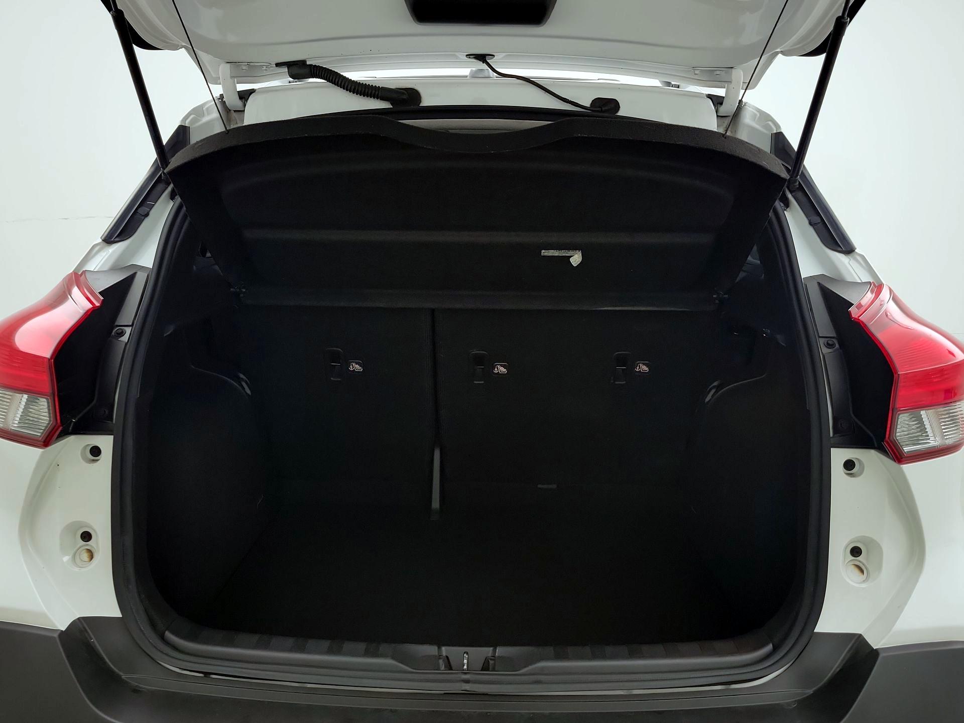 Thumbnail: 2019 Nissan Kicks - 20