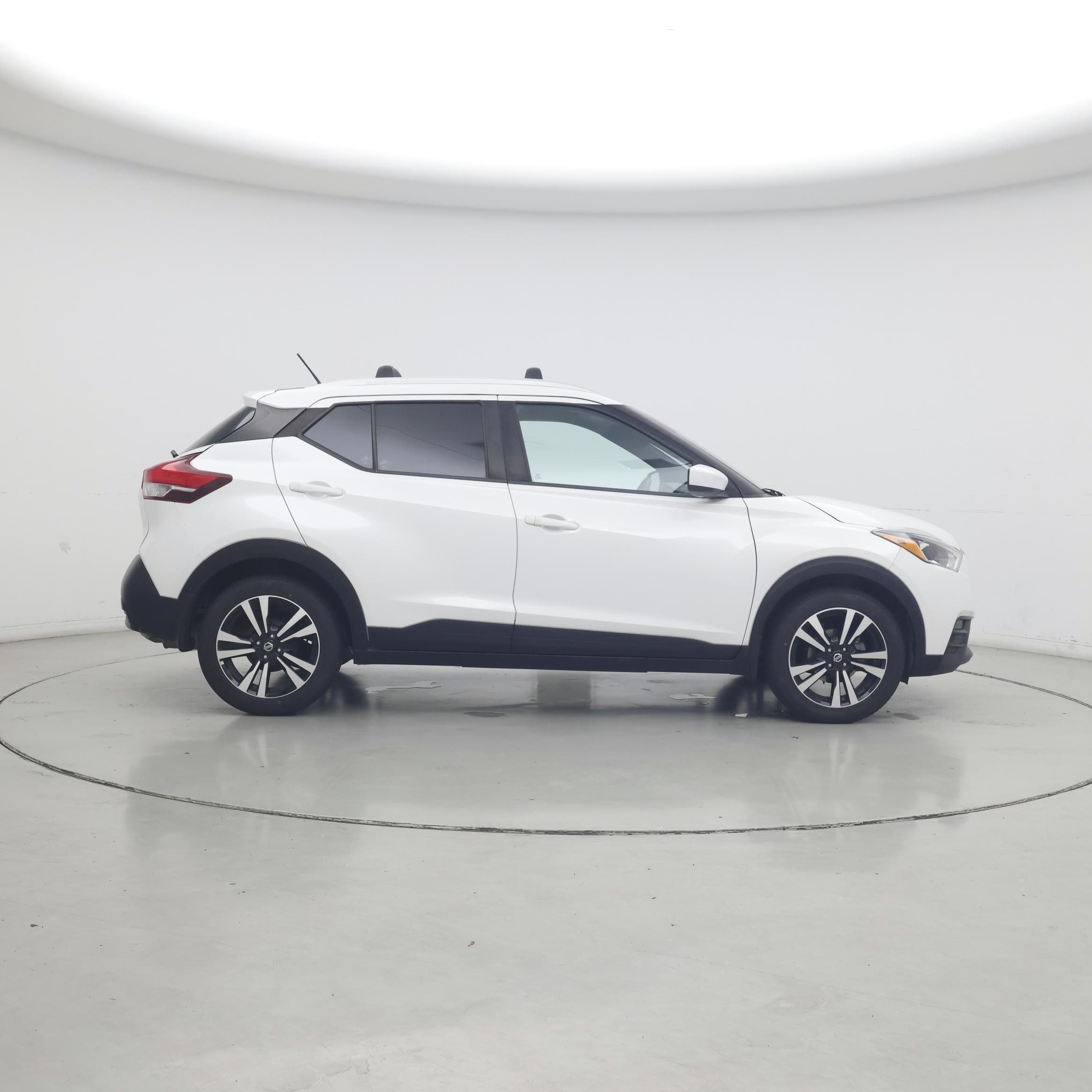 Thumbnail: 2019 Nissan Kicks - 7