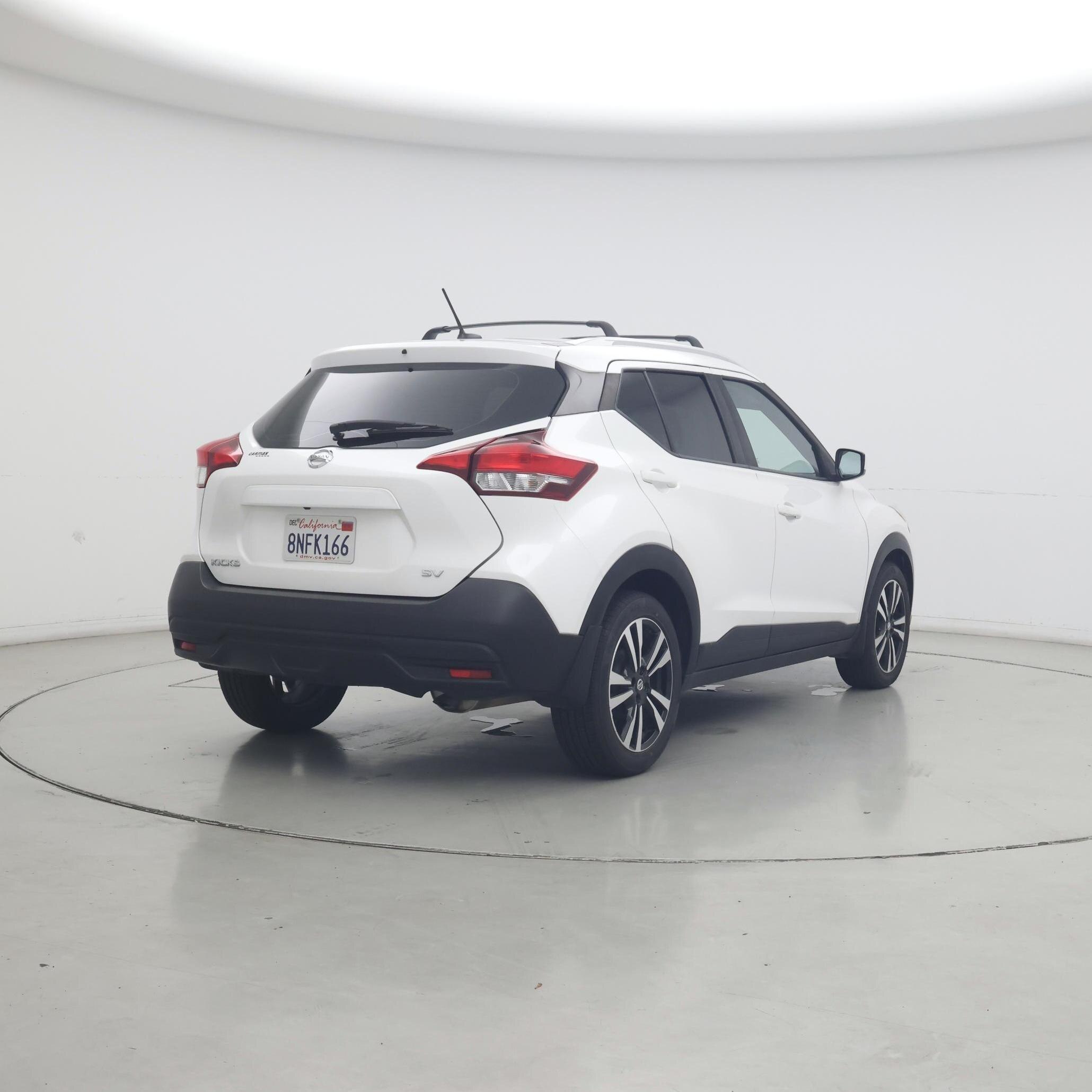 Thumbnail: 2019 Nissan Kicks - 8