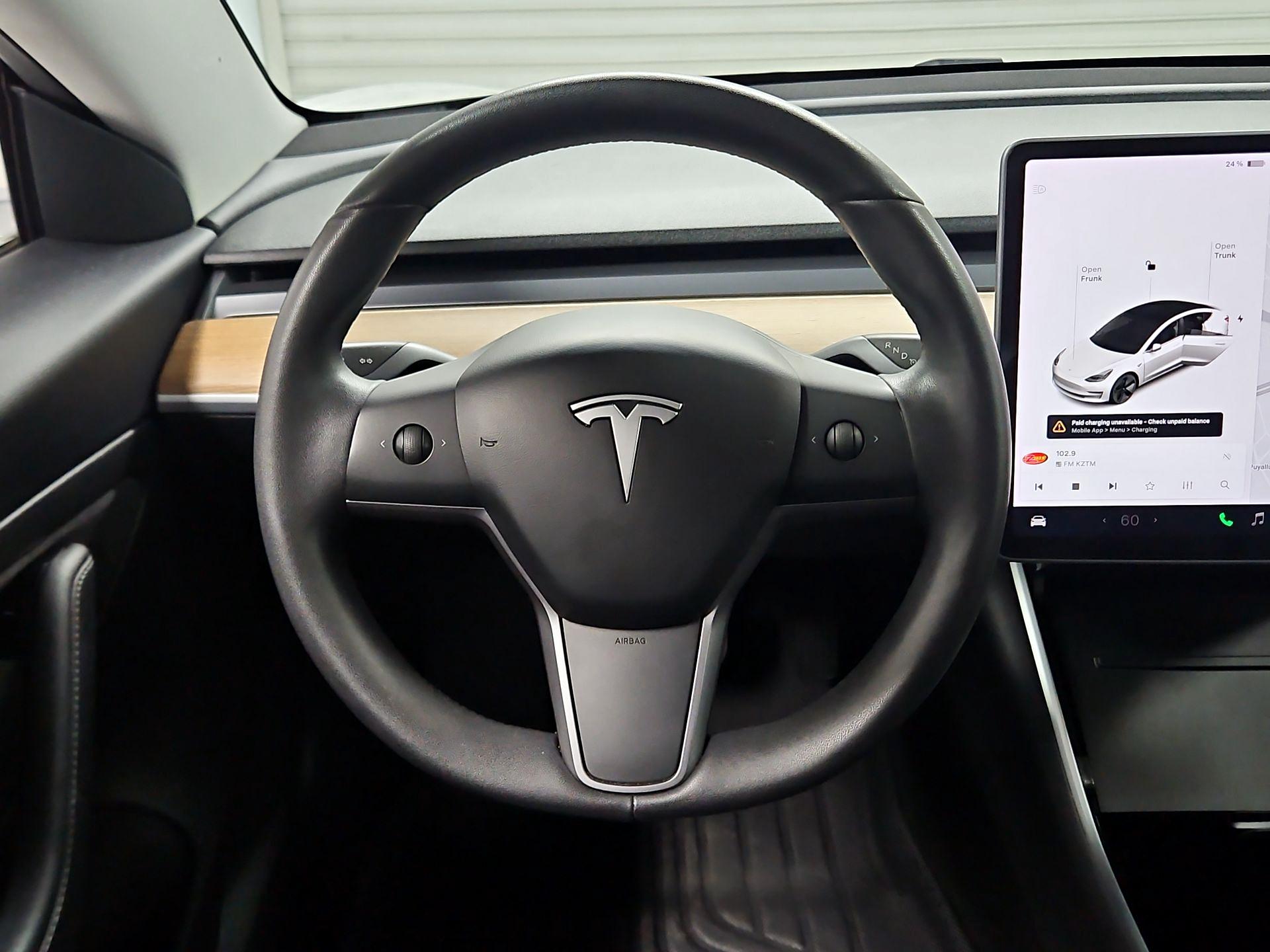 Thumbnail: 2020 Tesla Model 3 - 10