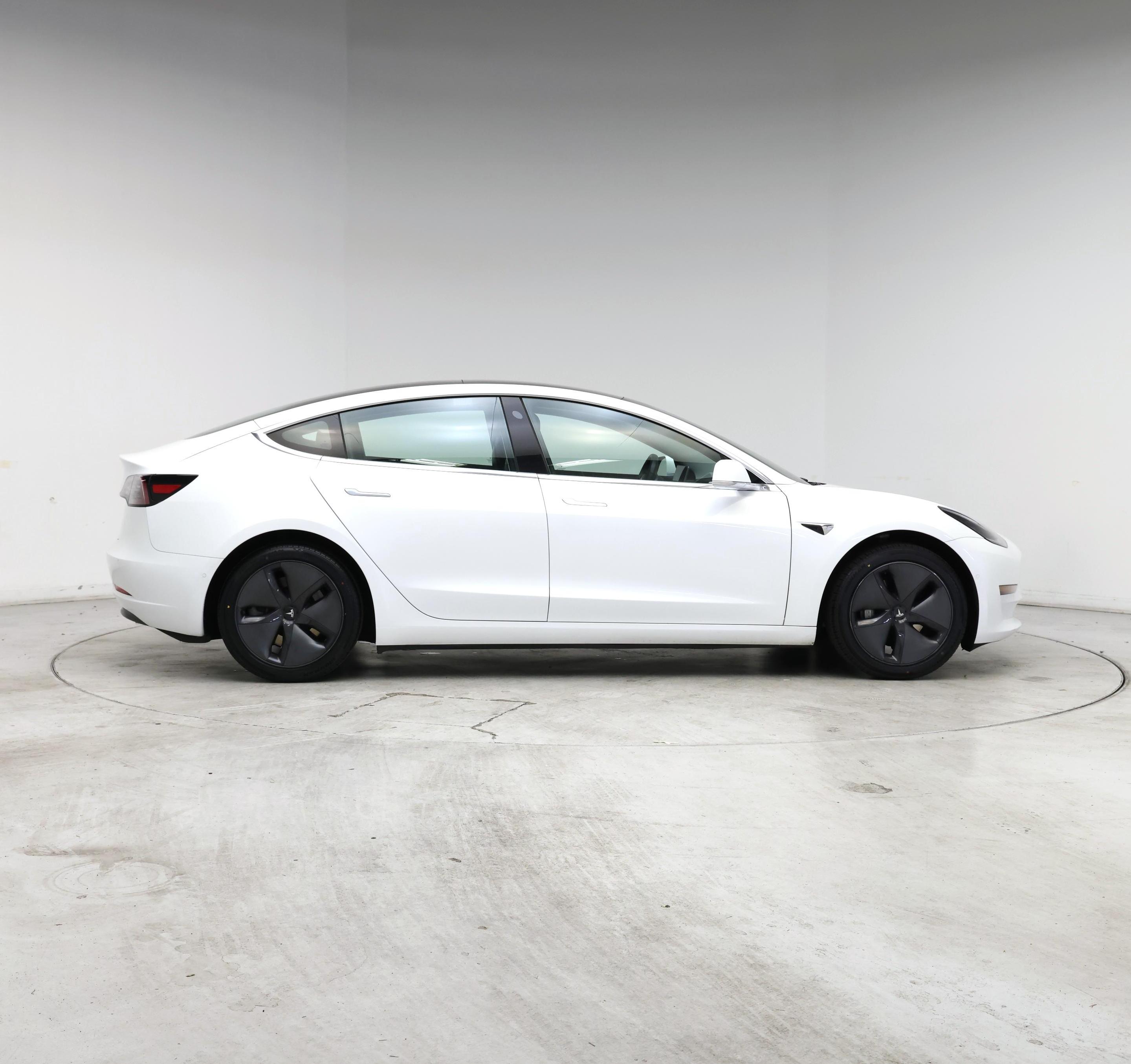 Thumbnail: 2020 Tesla Model 3 - 7