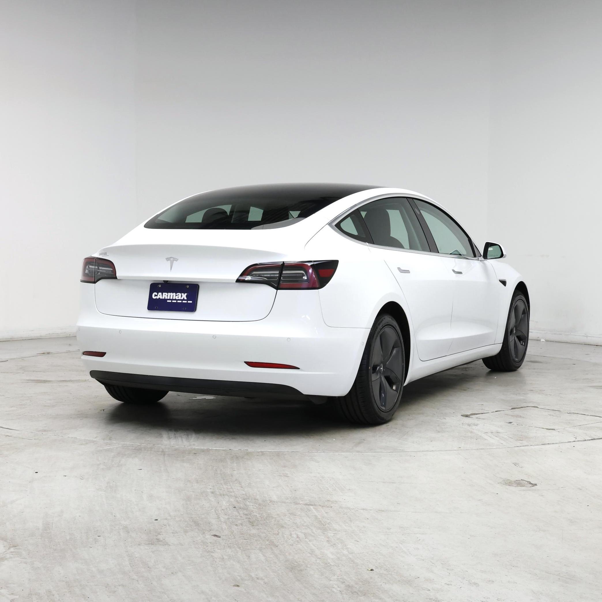 Thumbnail: 2020 Tesla Model 3 - 8