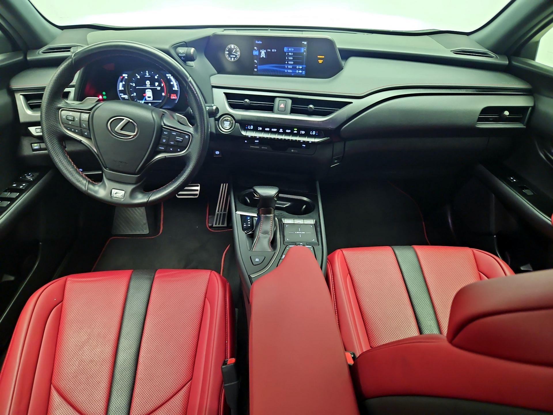 Thumbnail: 2021 Lexus UX - 9