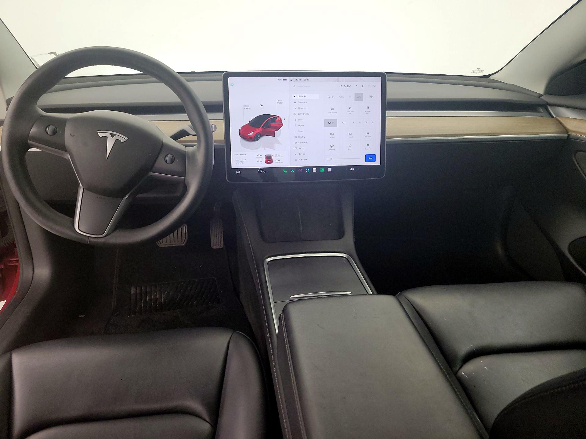 Thumbnail: 2023 Tesla Model 3 - 9