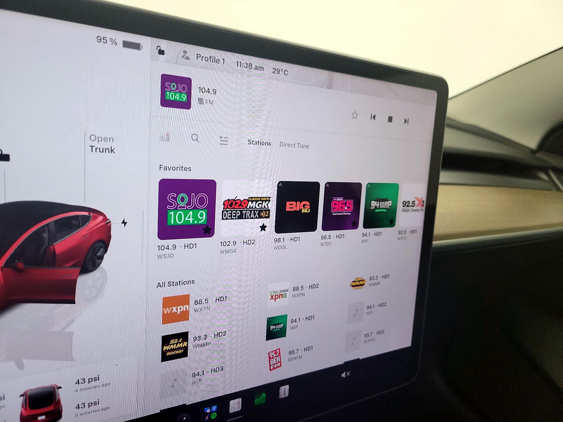 Thumbnail: 2023 Tesla Model 3 - 14