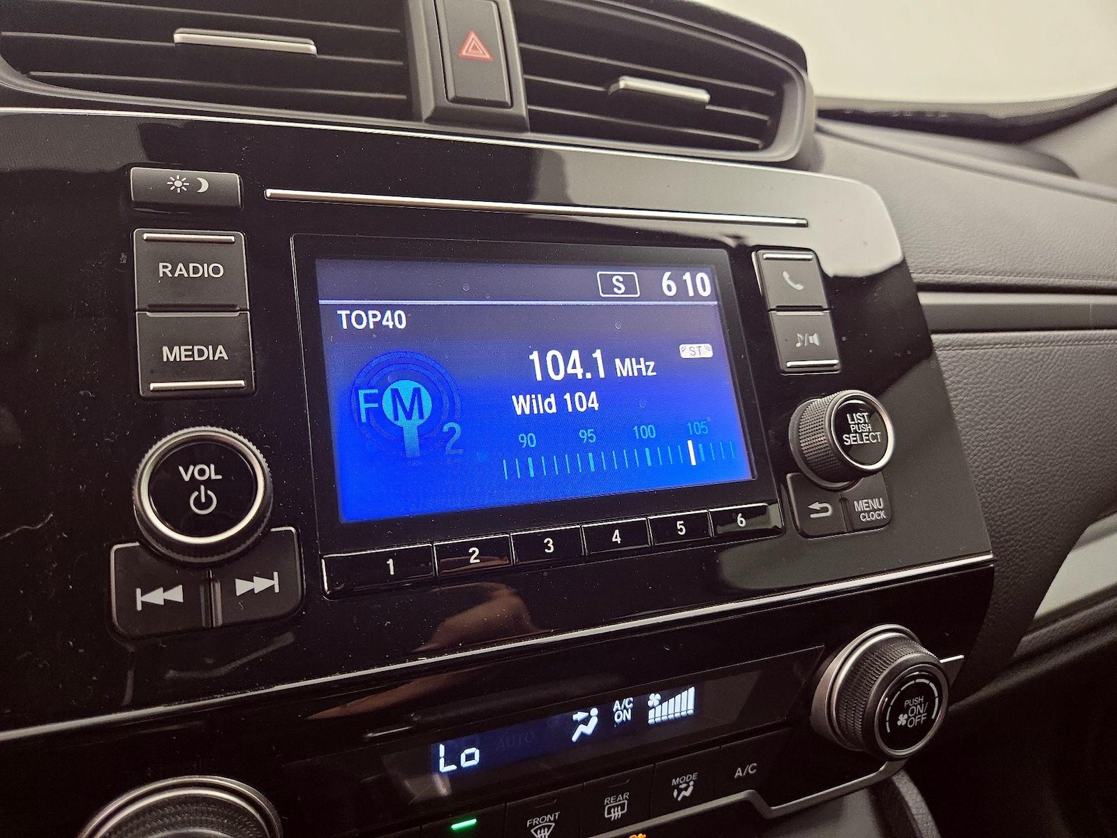 2020 Honda CR-V LX - Photo 16