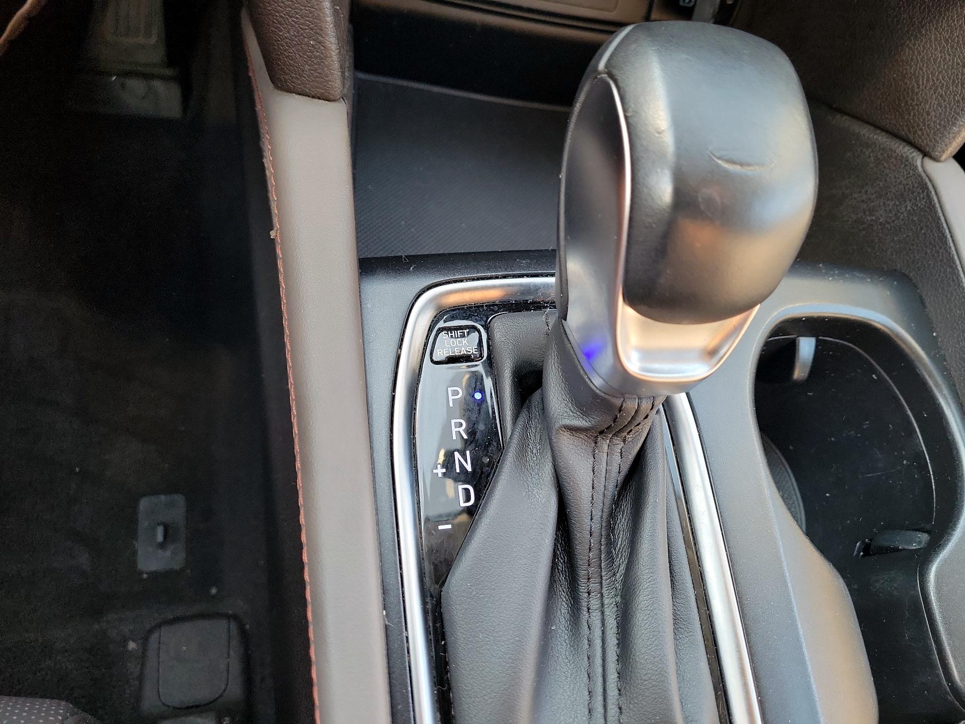 Thumbnail: 2019 Hyundai Santa Fe - 17