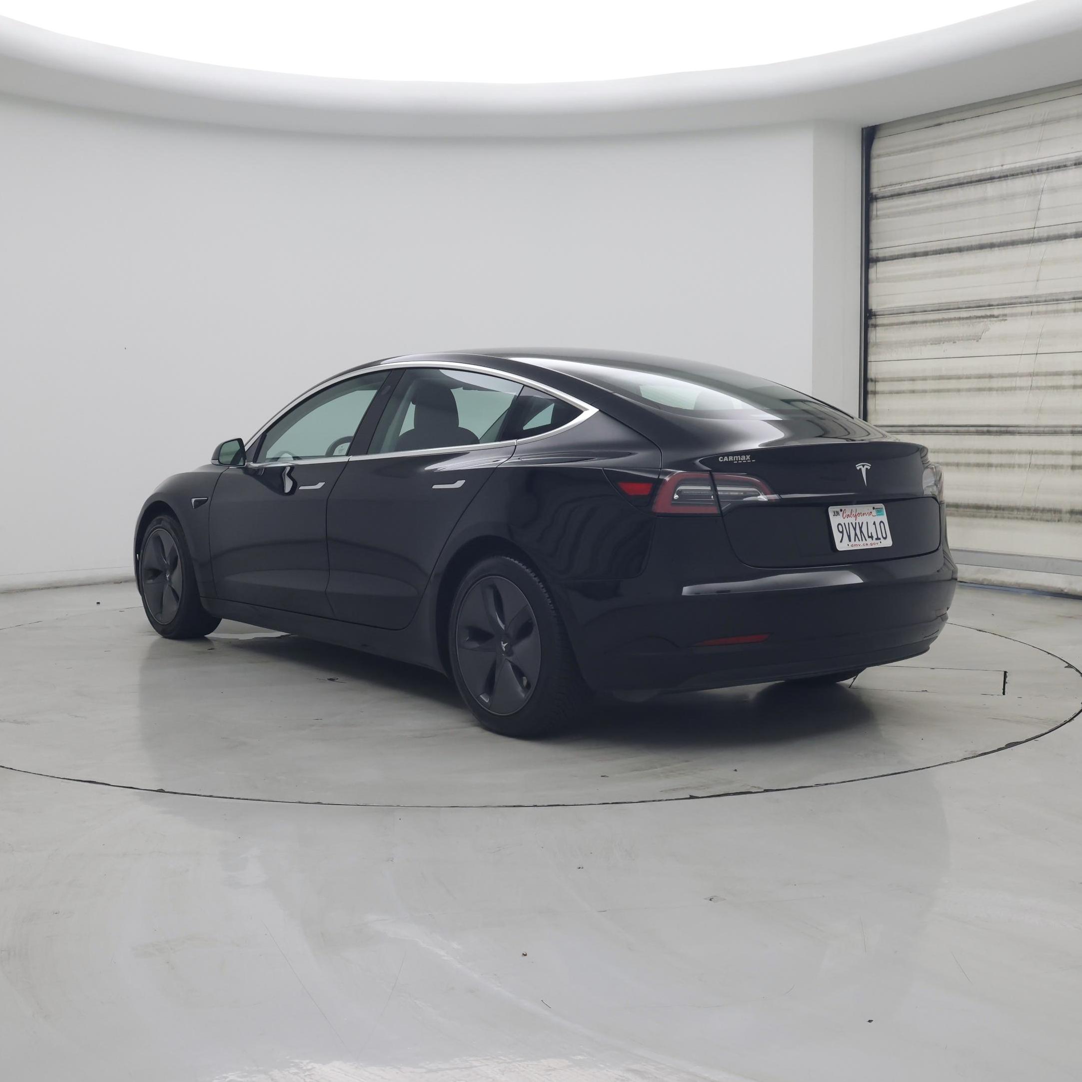 Thumbnail: 2019 Tesla Model 3 - 2