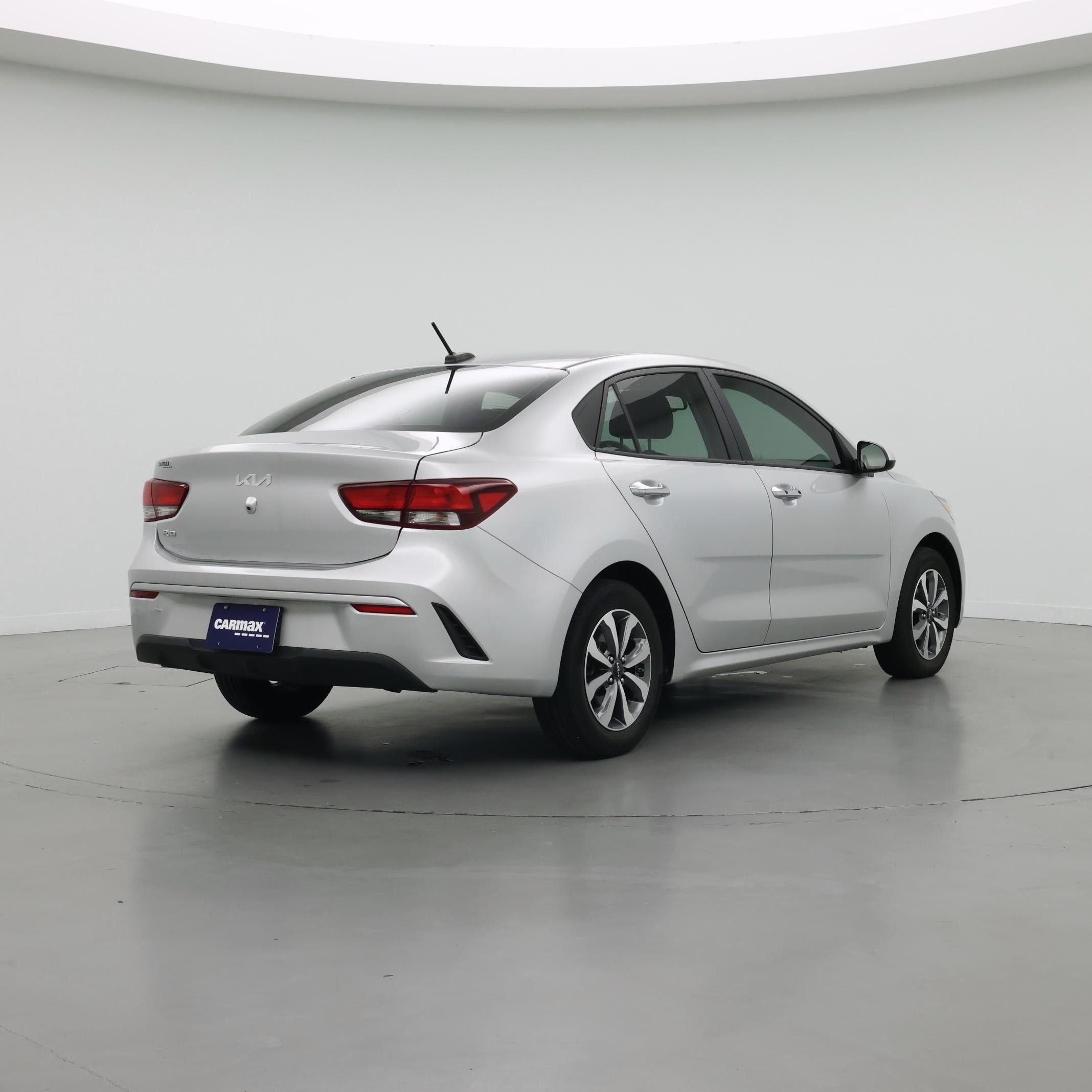 Thumbnail: 2023 Kia Rio - 8