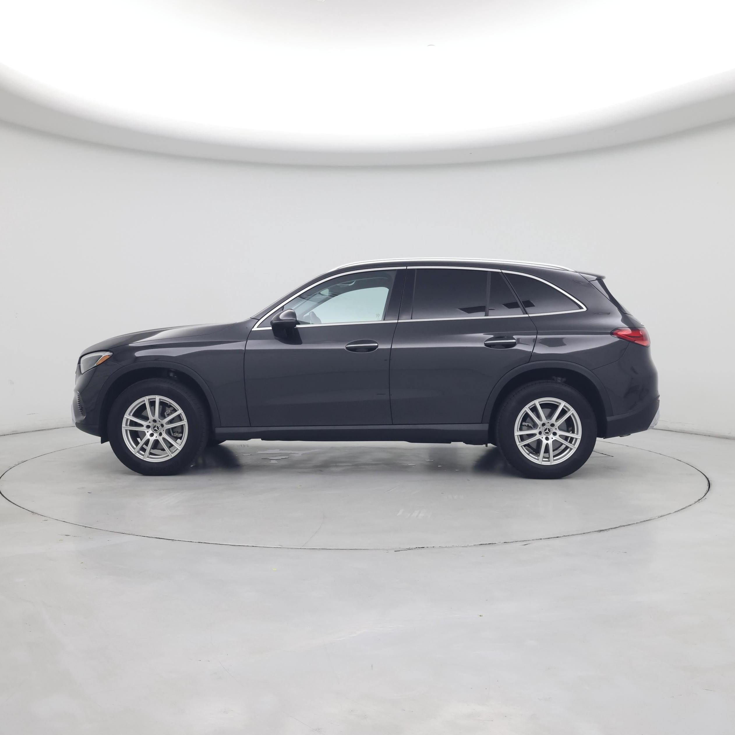 Thumbnail: 2023 Mercedes-Benz GLC - 3