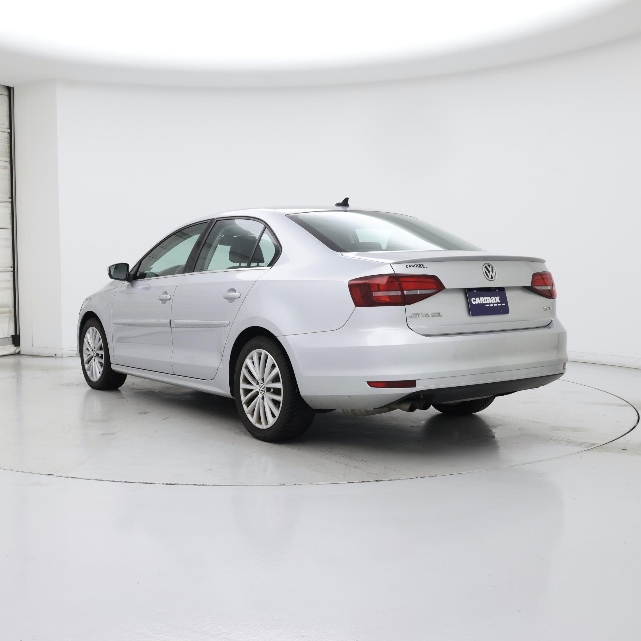 Thumbnail: 2016 Volkswagen Jetta - 2