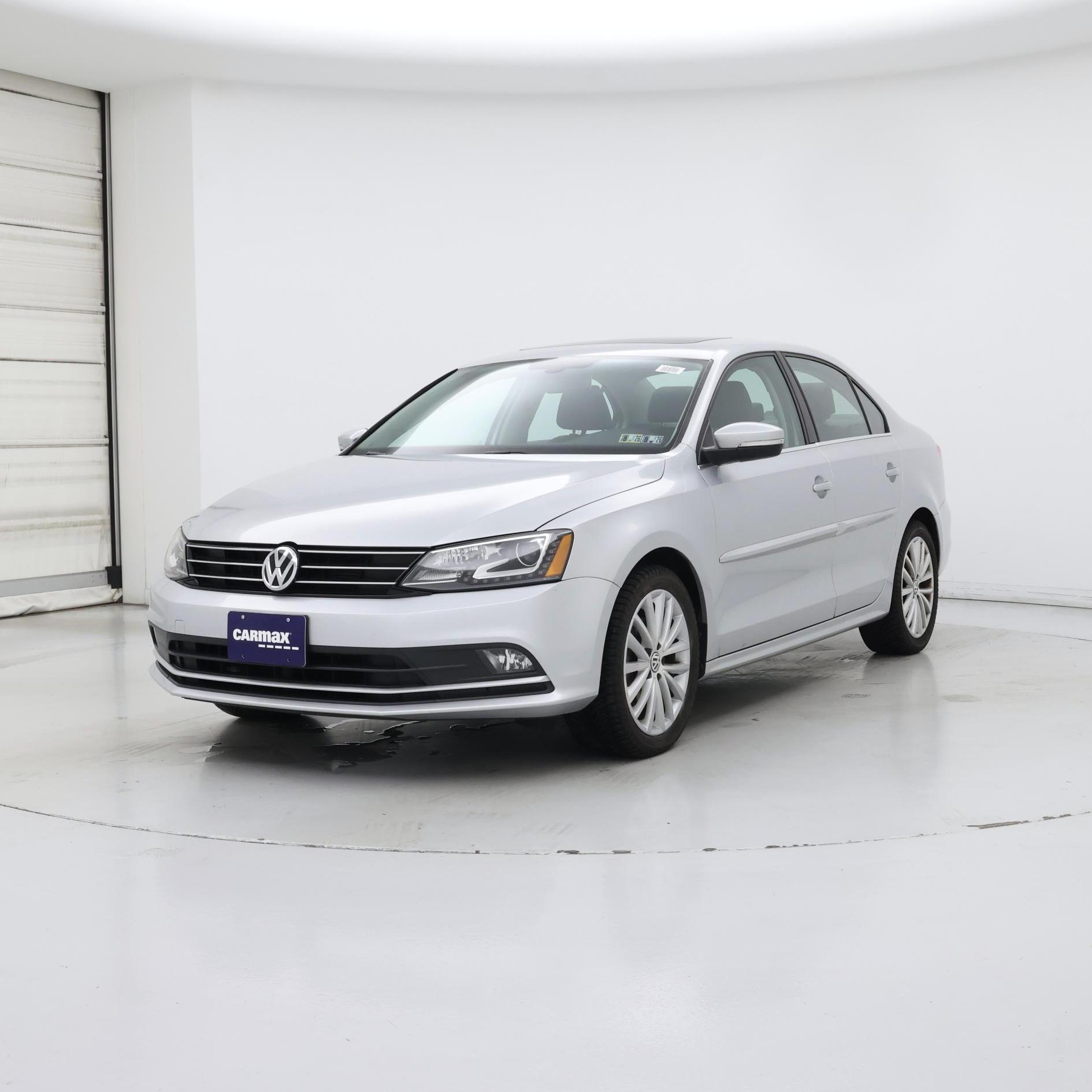 Thumbnail: 2016 Volkswagen Jetta - 4