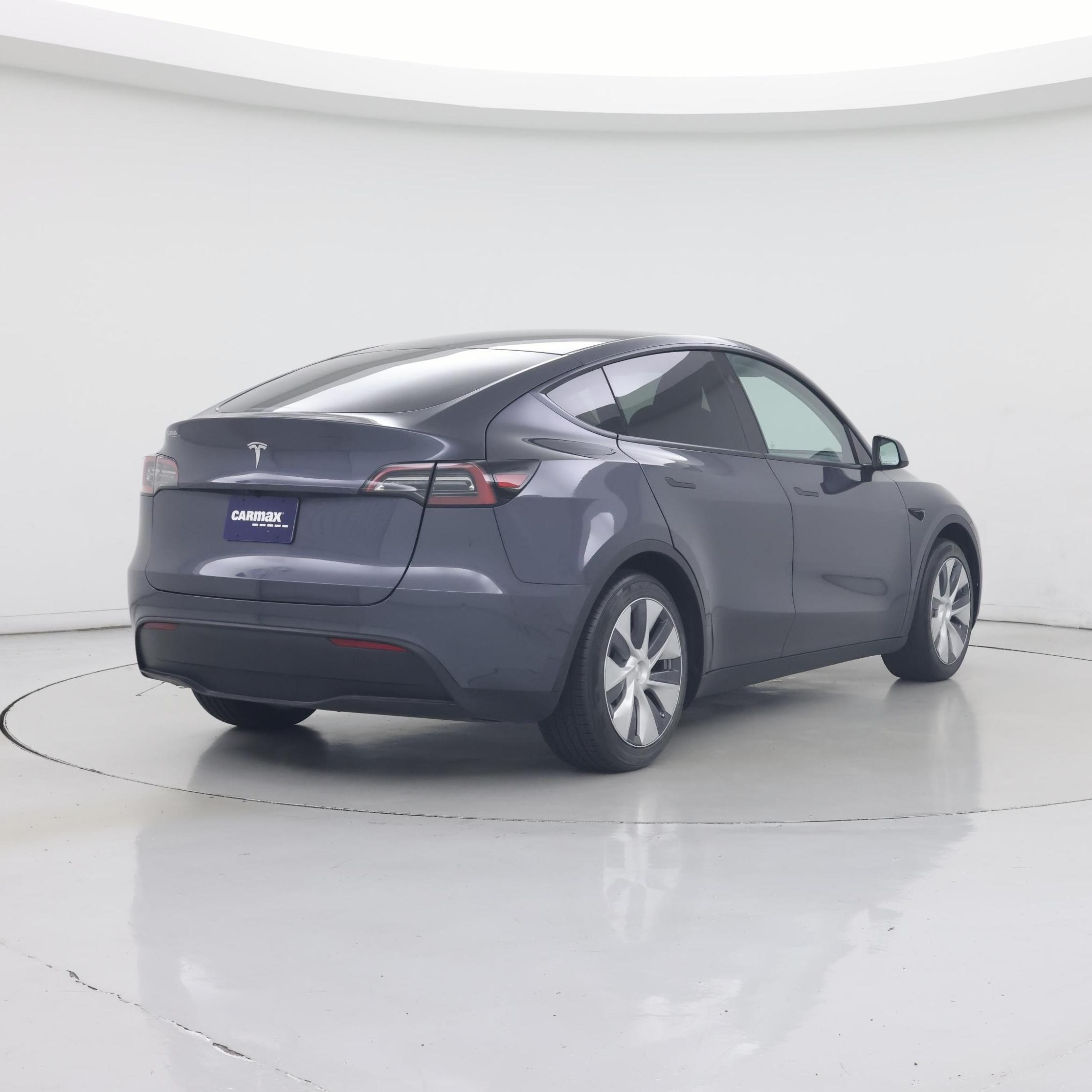 Thumbnail: 2023 Tesla Model Y - 8