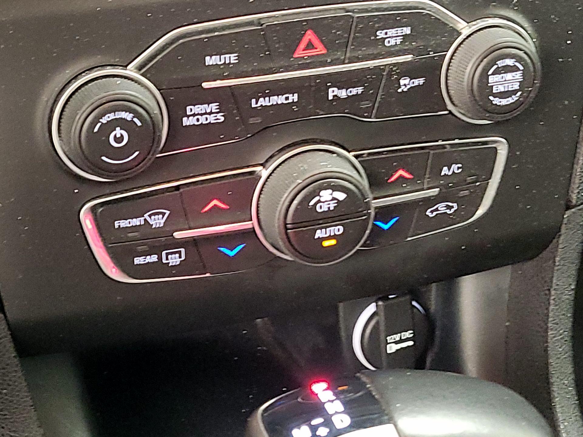 Thumbnail: 2019 Dodge Charger - 14
