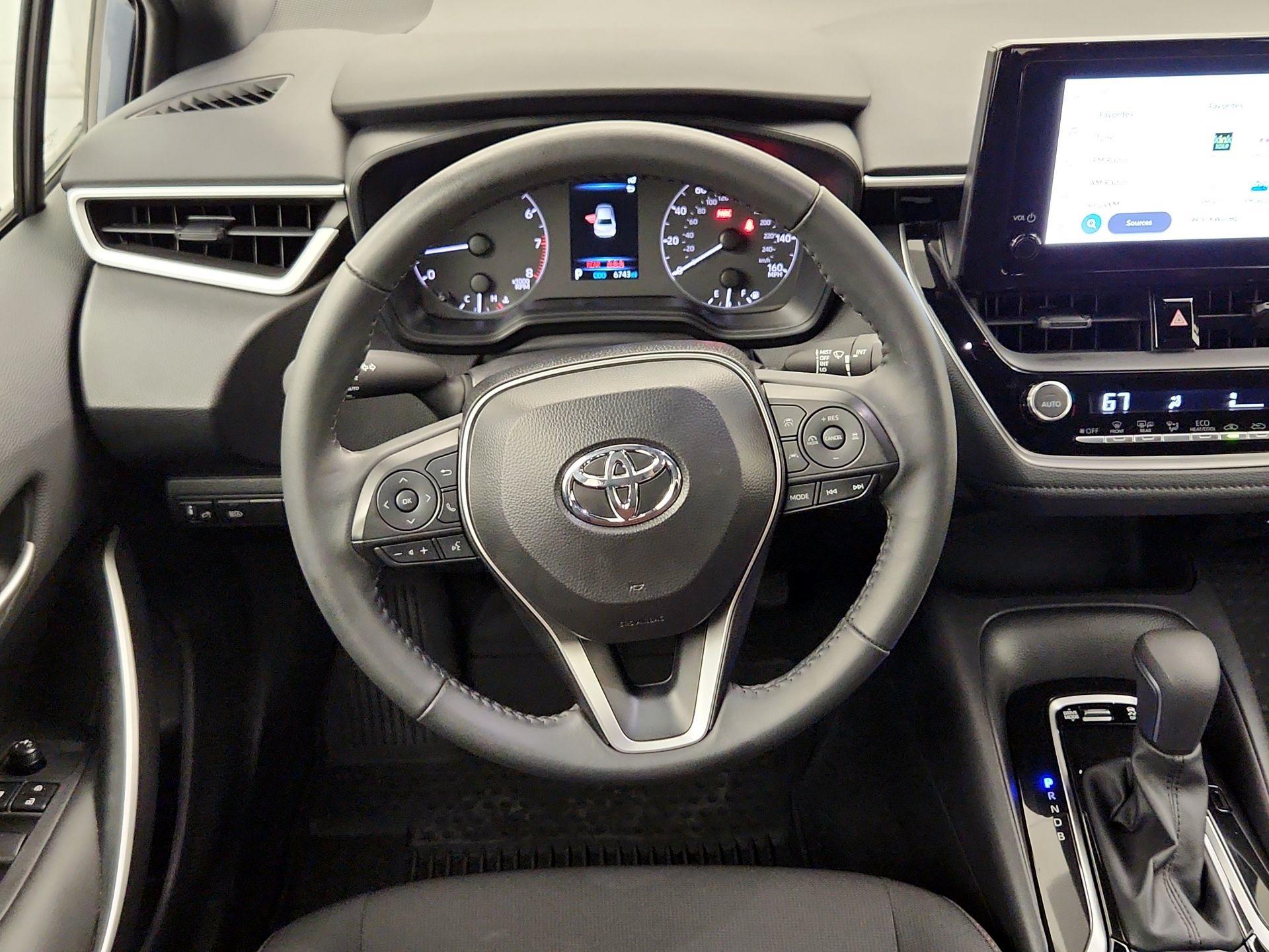 Thumbnail: 2025 Toyota Corolla - 10