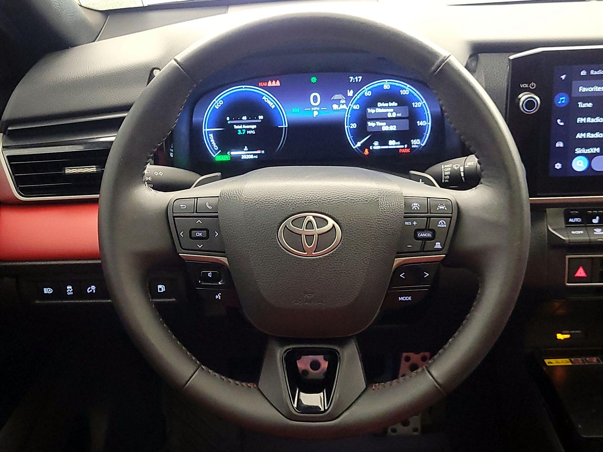 Thumbnail: 2025 Toyota Camry - 10
