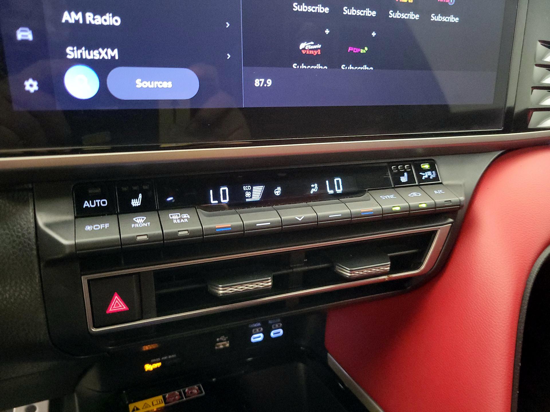 Thumbnail: 2025 Toyota Camry - 16