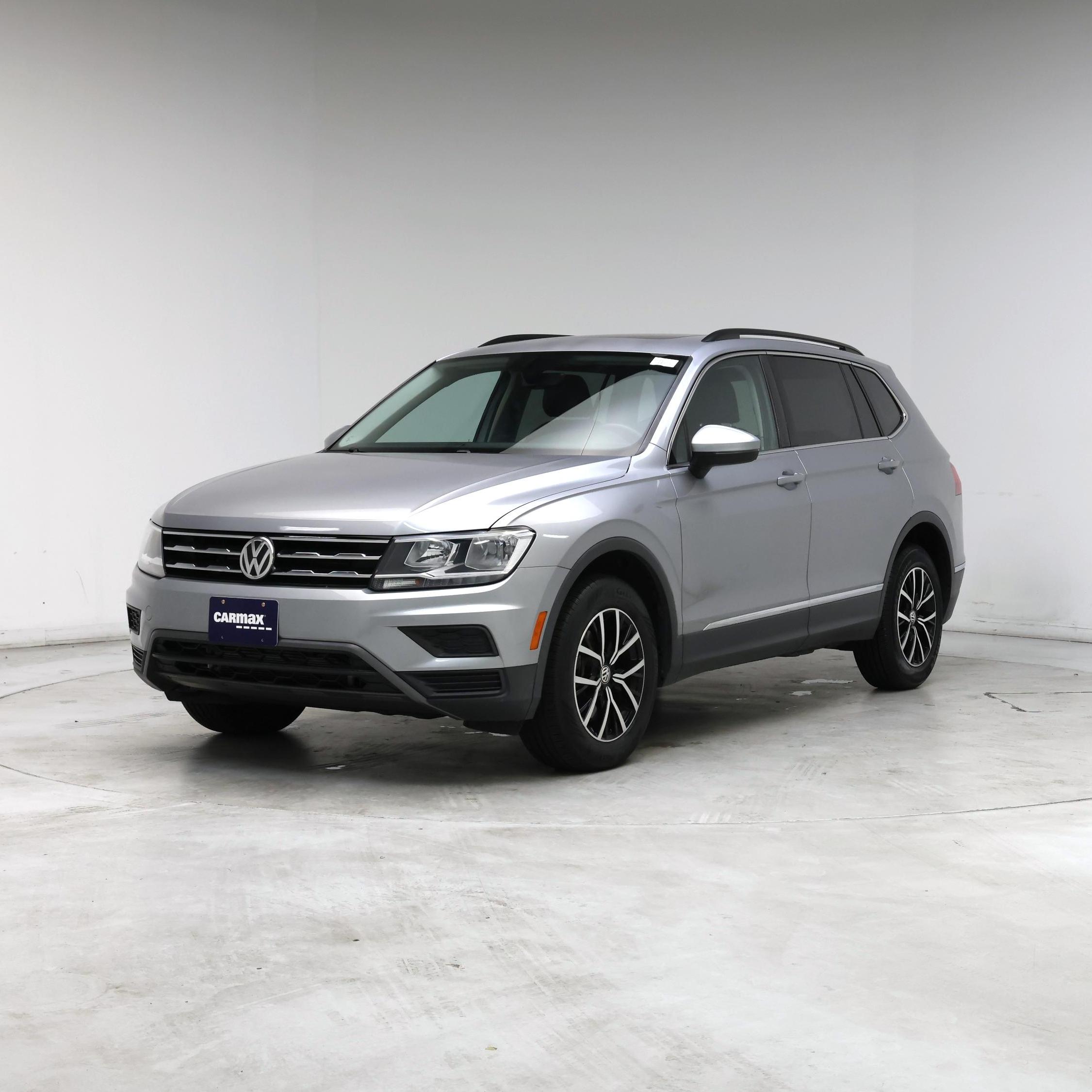 Thumbnail: 2021 Volkswagen Tiguan - 4