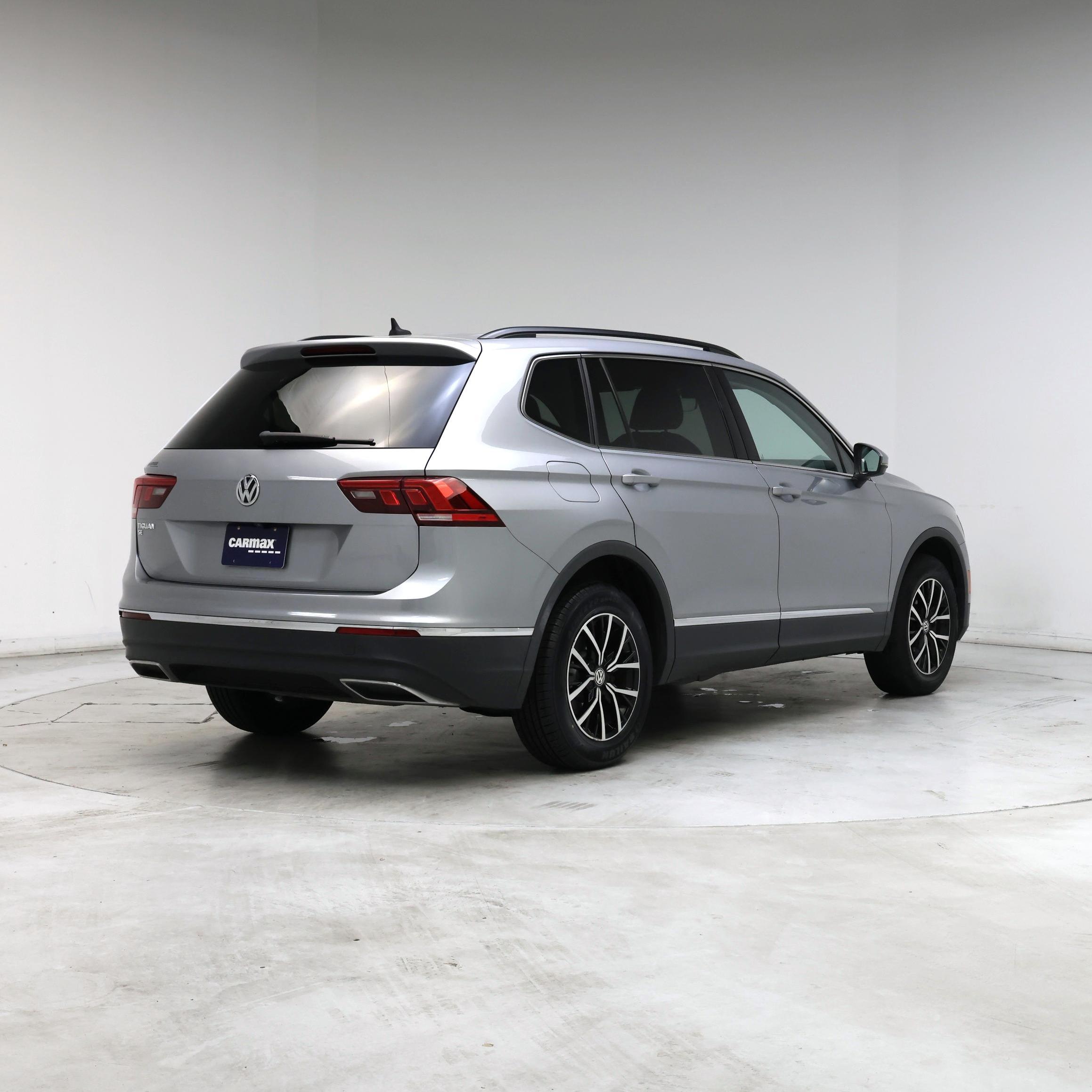 Thumbnail: 2021 Volkswagen Tiguan - 8