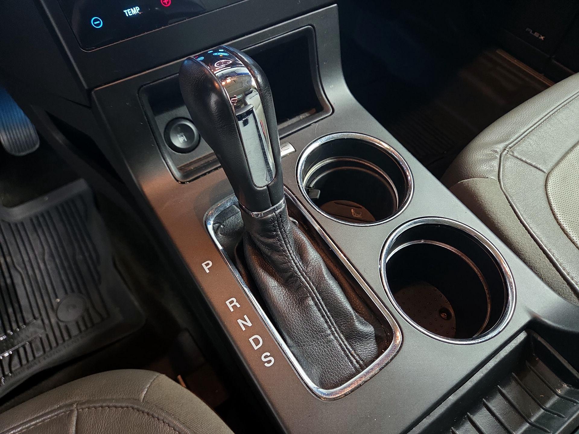 Thumbnail: 2017 Ford Flex - 16
