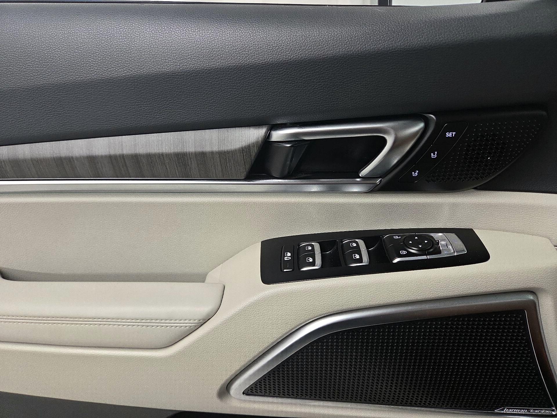 Thumbnail: 2024 Kia Telluride - 10