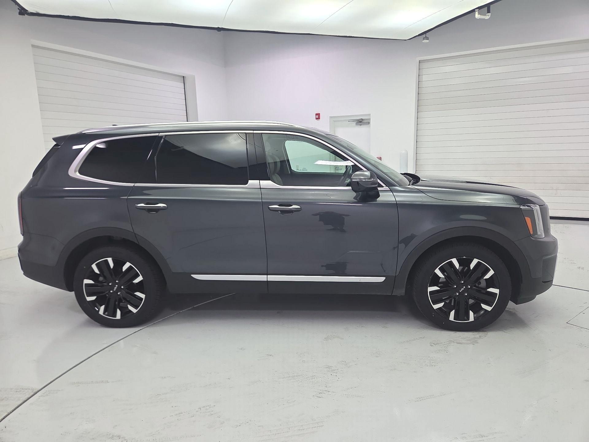 Thumbnail: 2024 Kia Telluride - 4