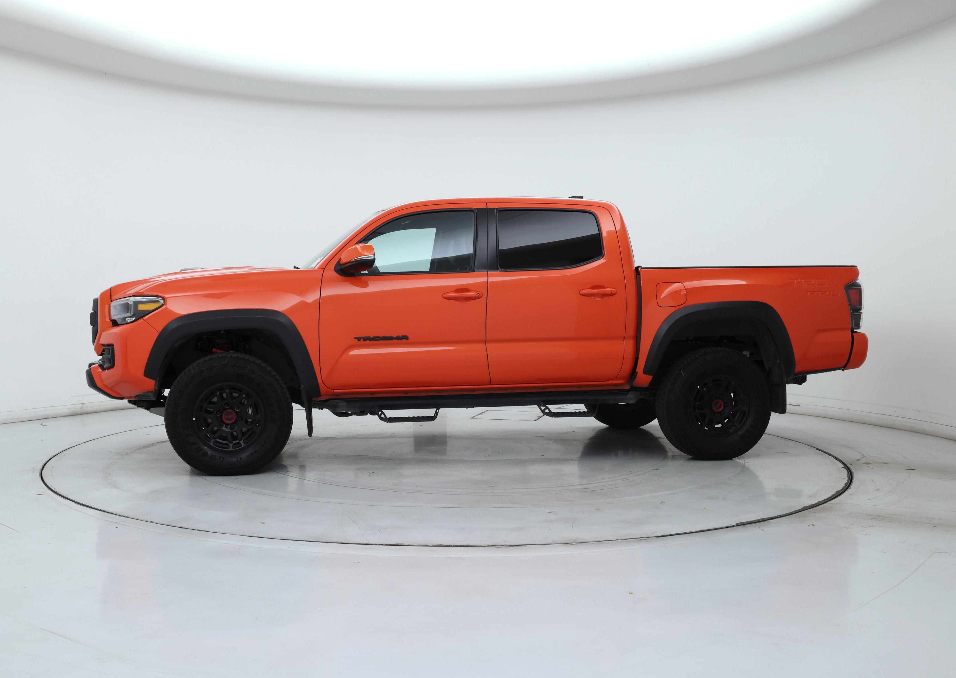 Thumbnail: 2023 Toyota Tacoma - 3