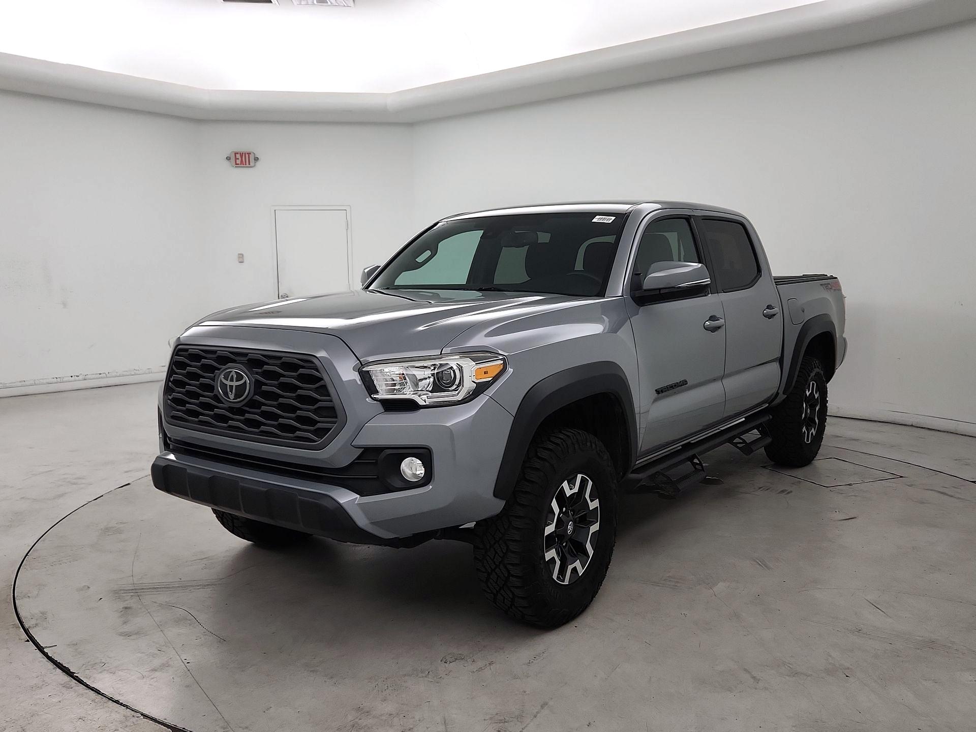 Thumbnail: 2021 Toyota Tacoma - 3
