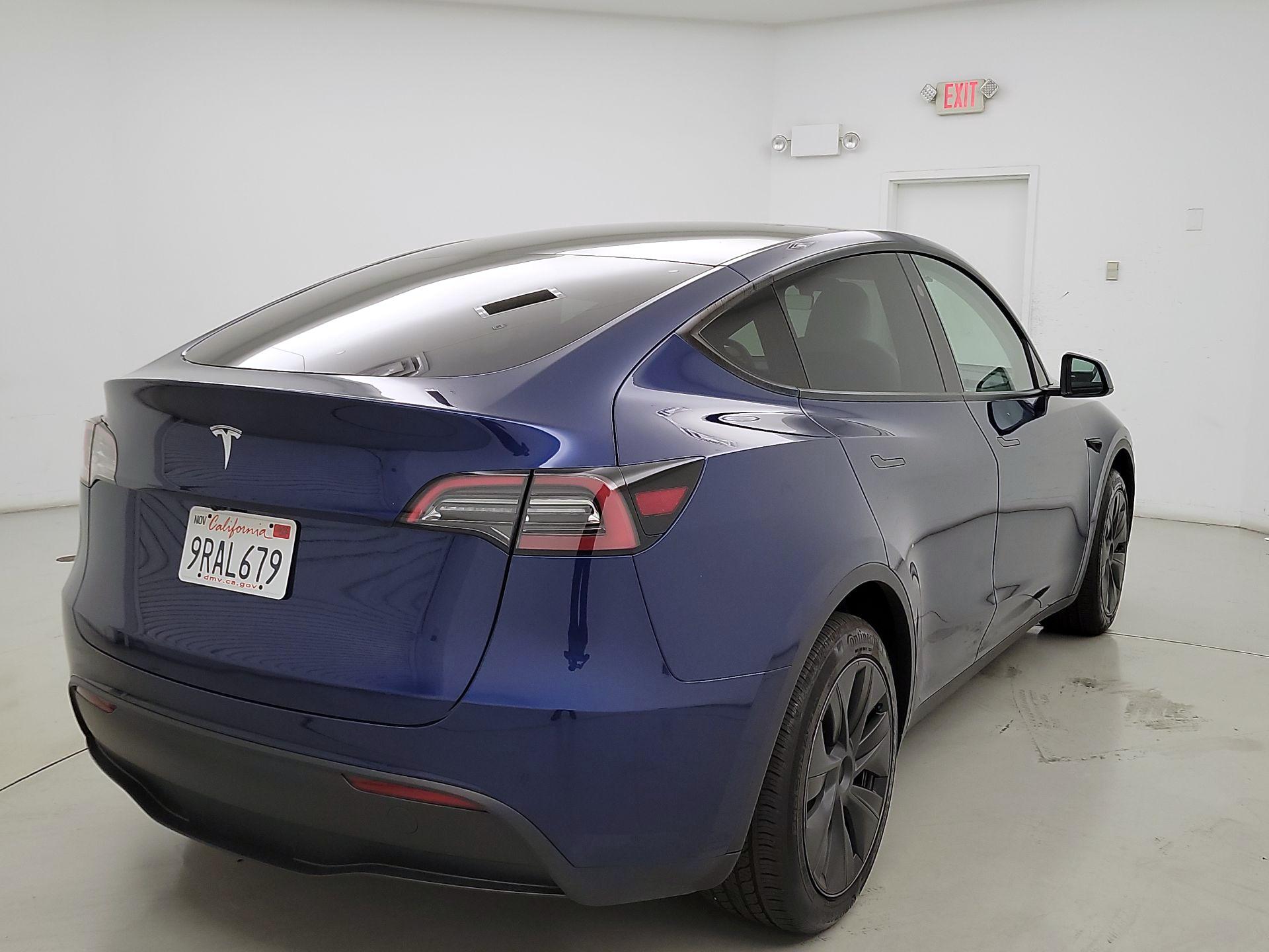 Thumbnail: 2025 Tesla Model Y - 5