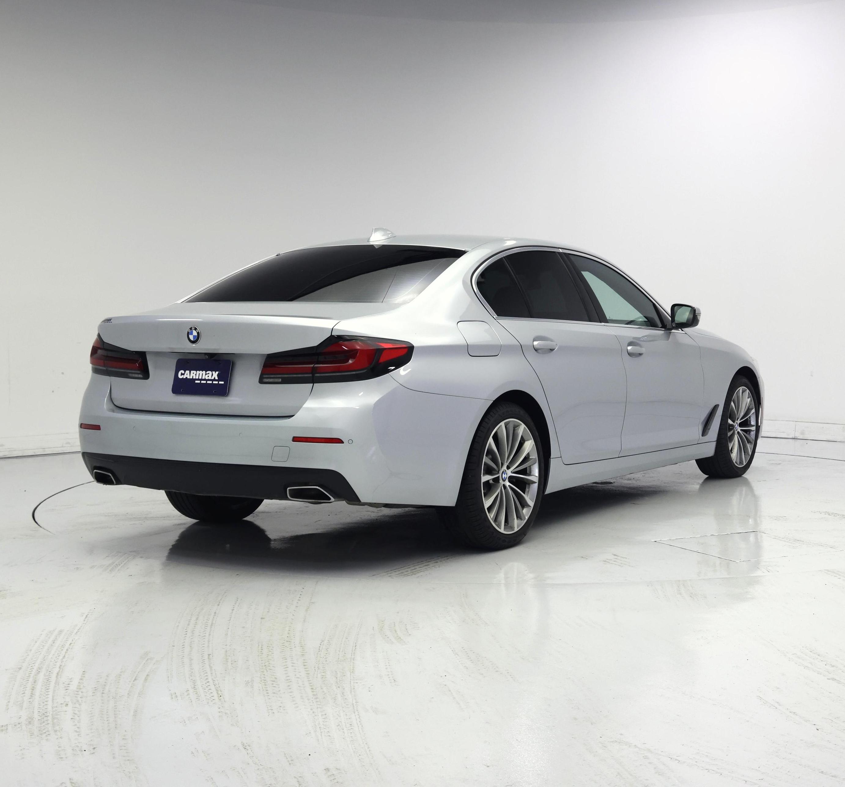 Thumbnail: 2021 BMW 5 Series - 8
