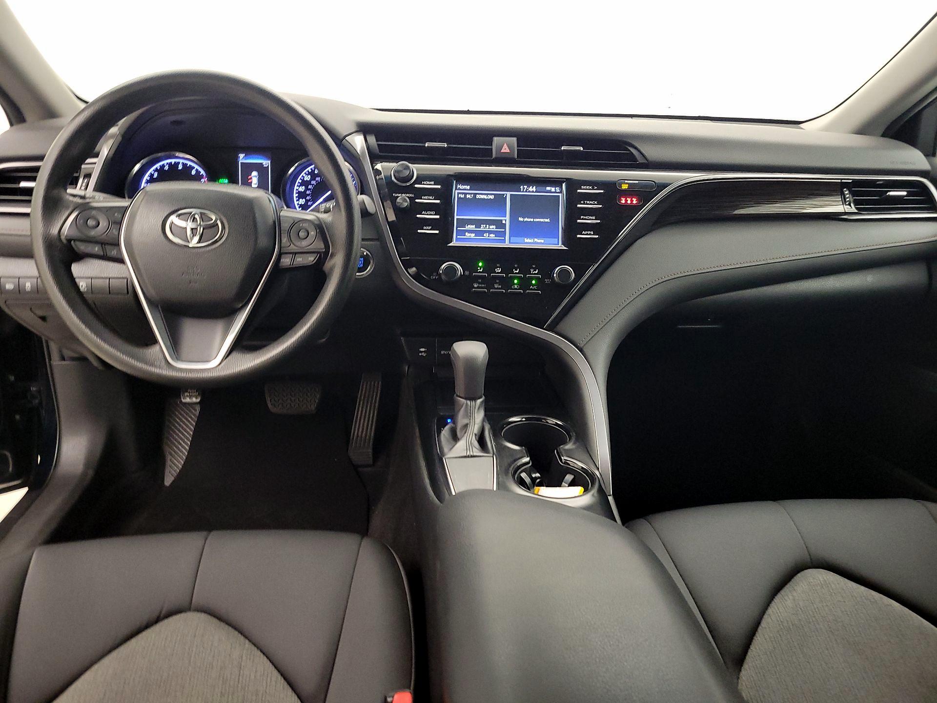 Thumbnail: 2019 Toyota Camry - 9