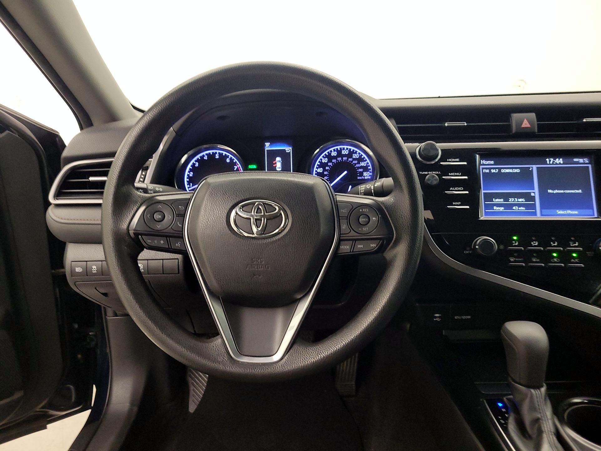 Thumbnail: 2019 Toyota Camry - 10