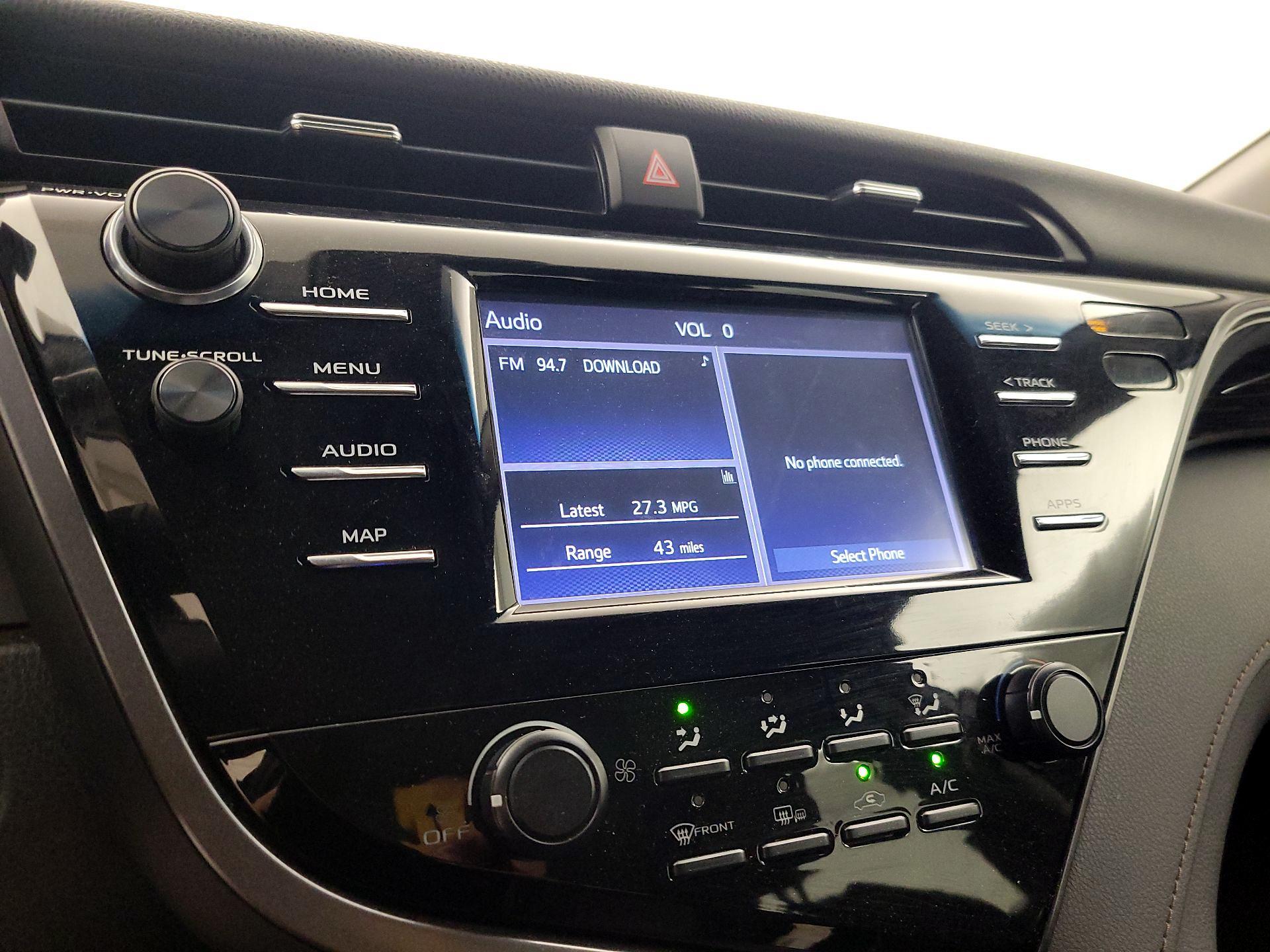 Thumbnail: 2019 Toyota Camry - 15