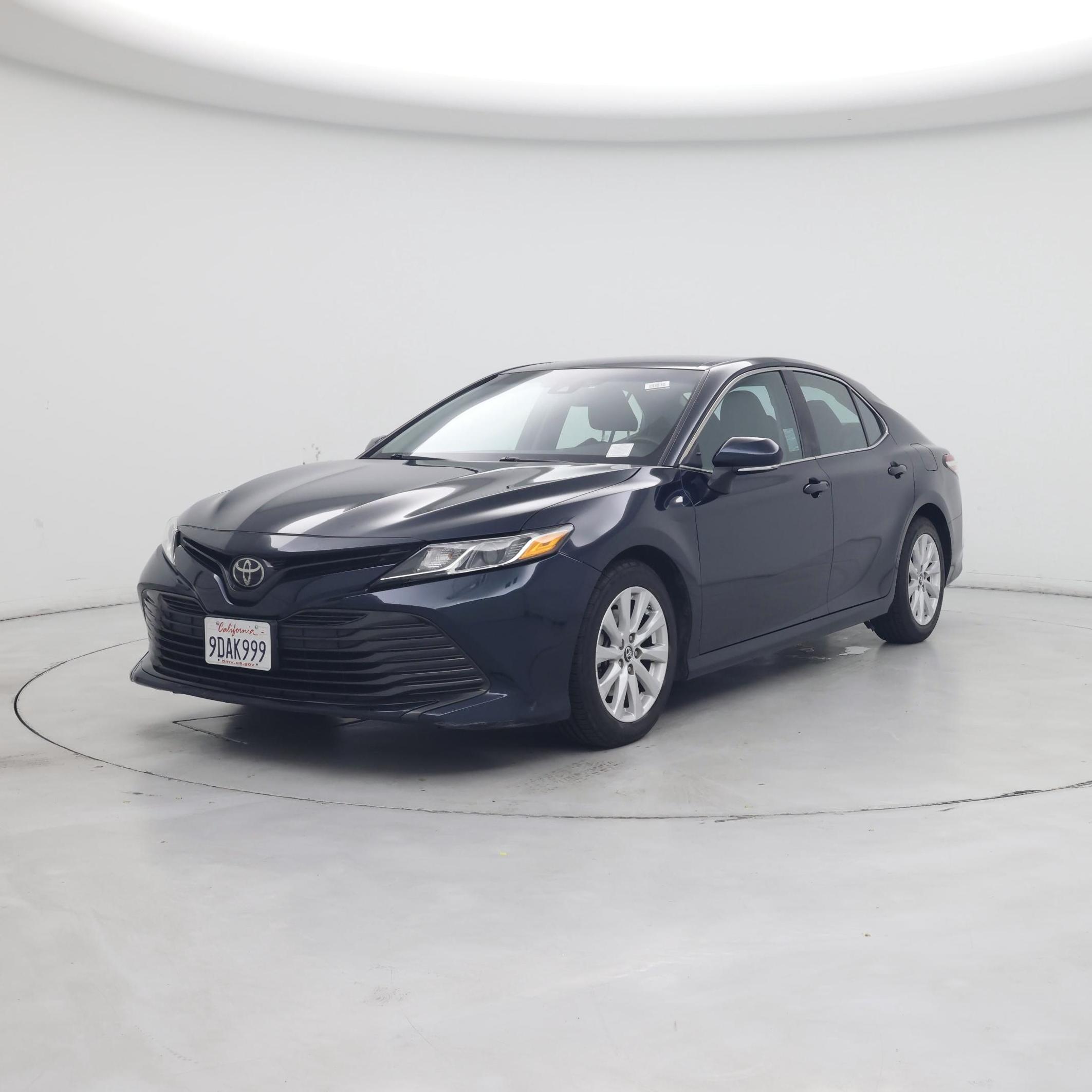 Thumbnail: 2019 Toyota Camry - 4