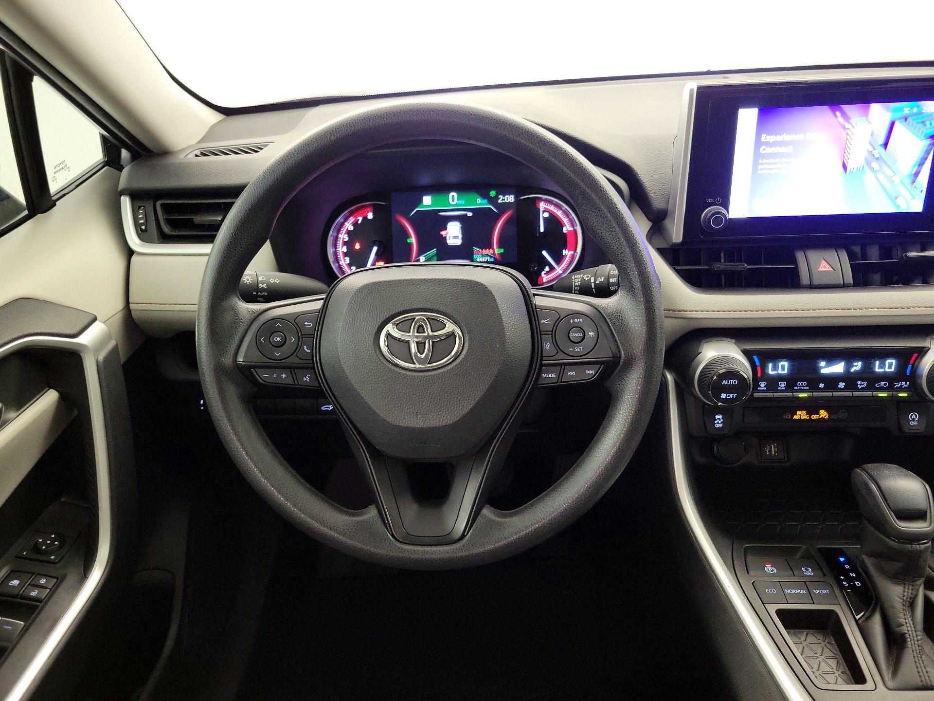 Thumbnail: 2023 Toyota RAV4 - 10