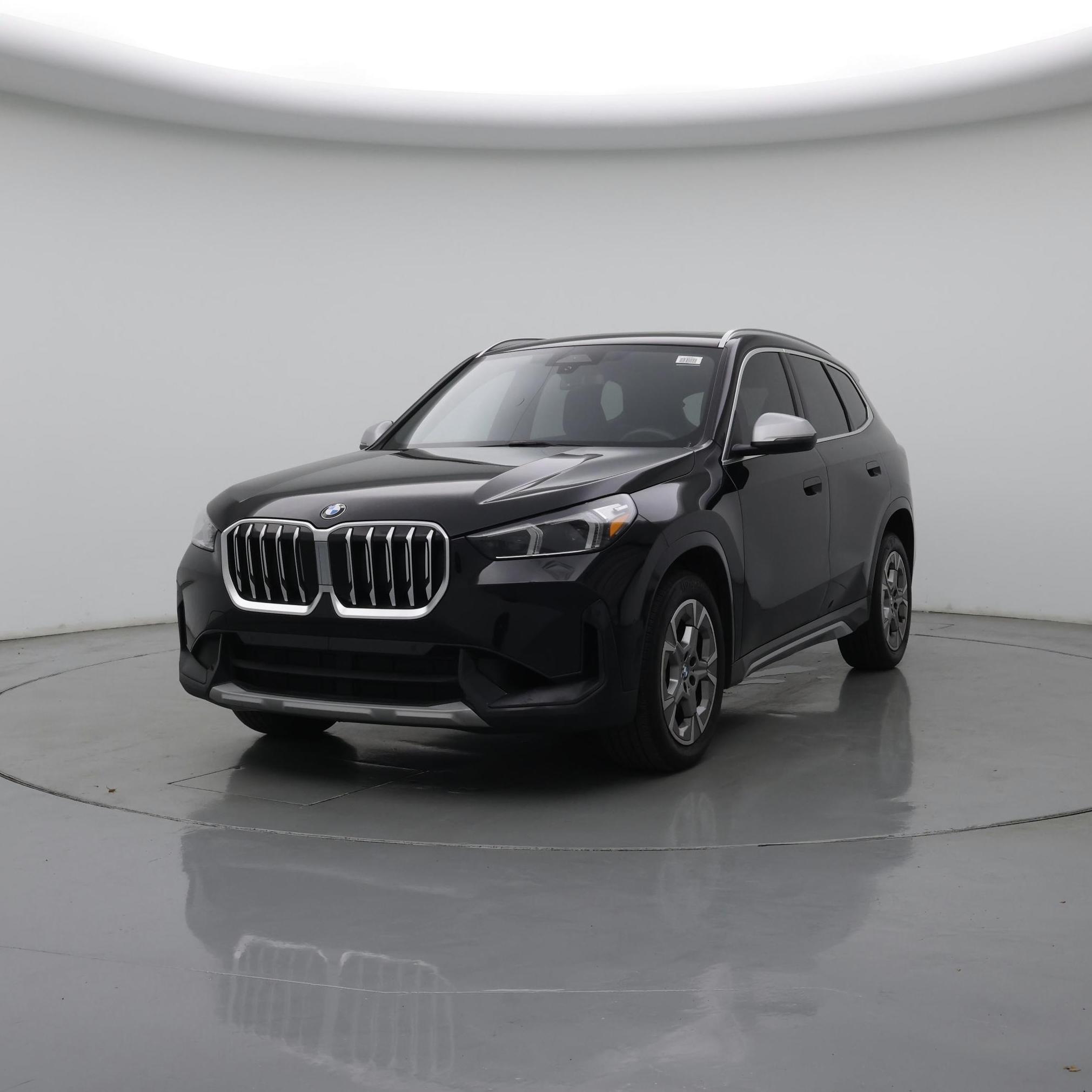 Thumbnail: 2023 BMW X1 - 4