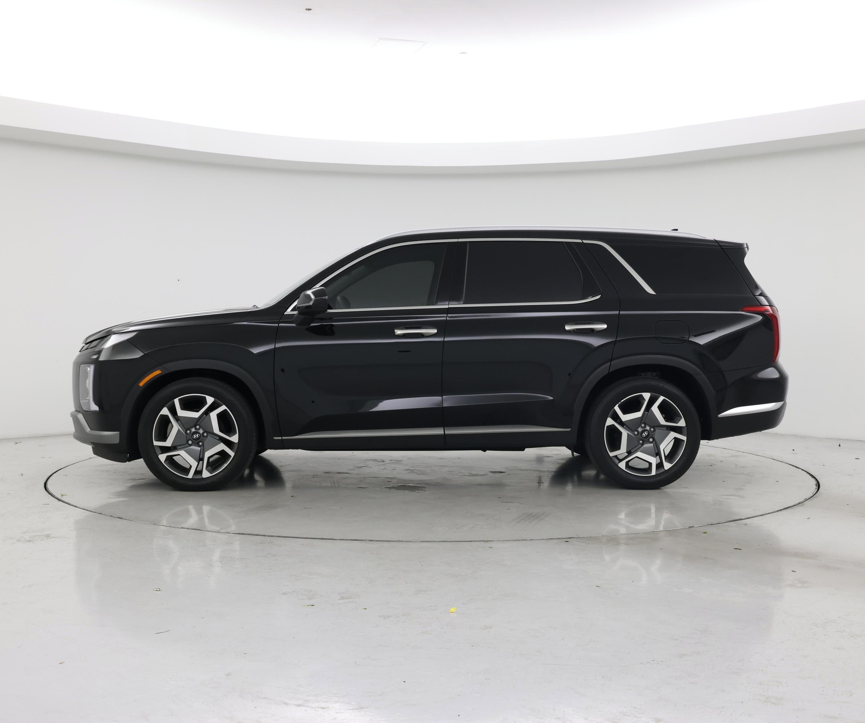 Thumbnail: 2023 Hyundai Palisade - 3