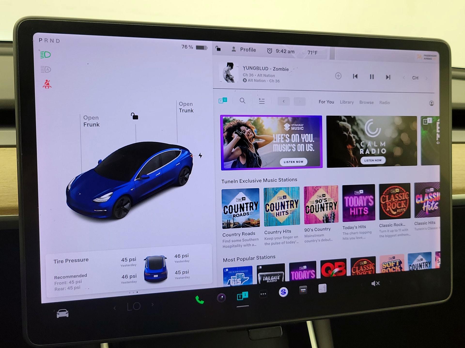 Thumbnail: 2019 Tesla Model 3 - 15