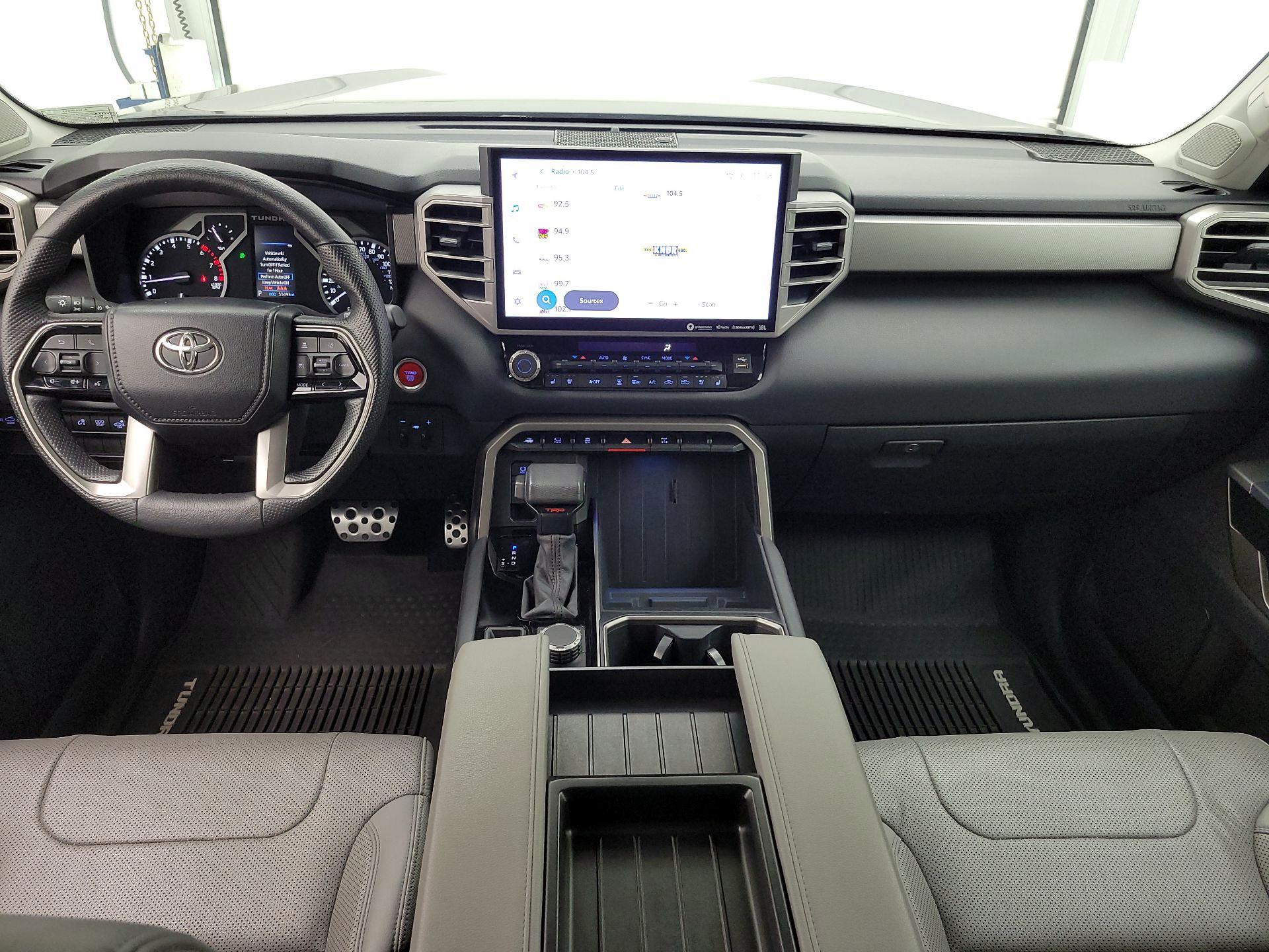 Thumbnail: 2022 Toyota Tundra - 9