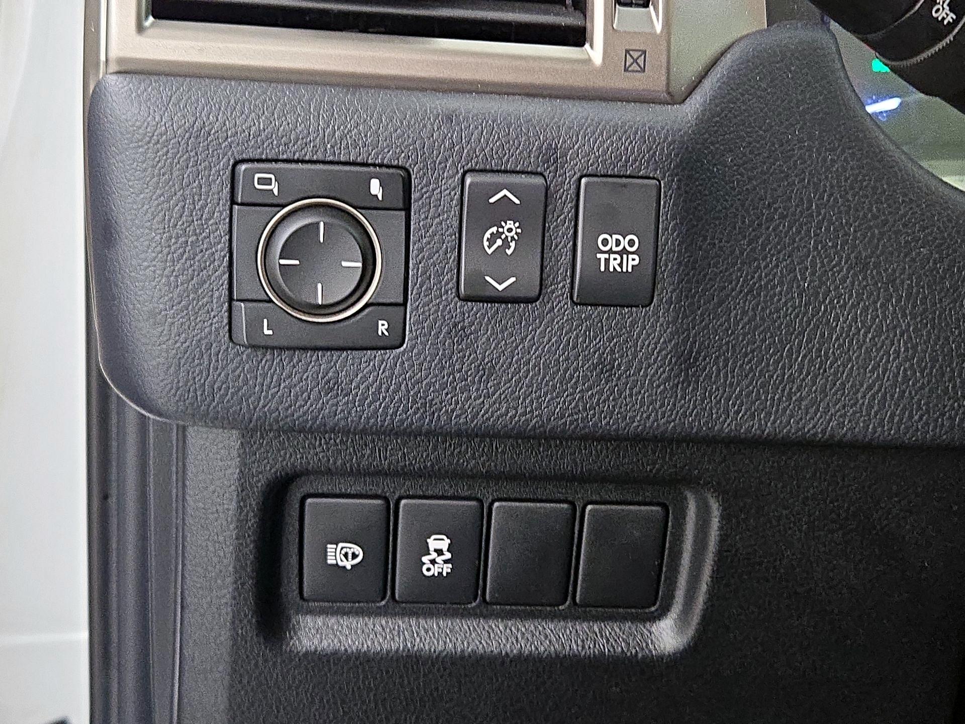 Thumbnail: 2019 Lexus GX - 13