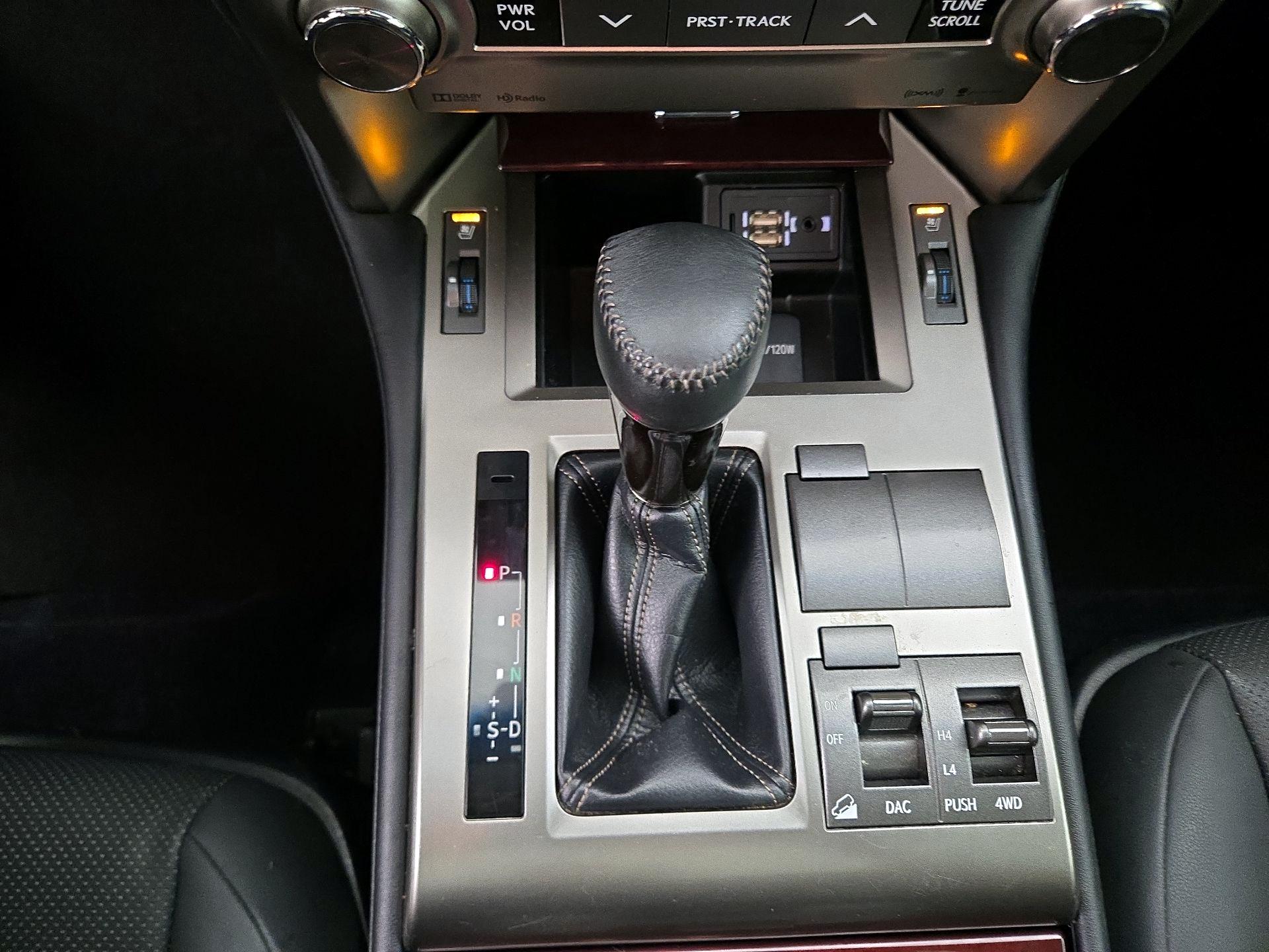 Thumbnail: 2019 Lexus GX - 18