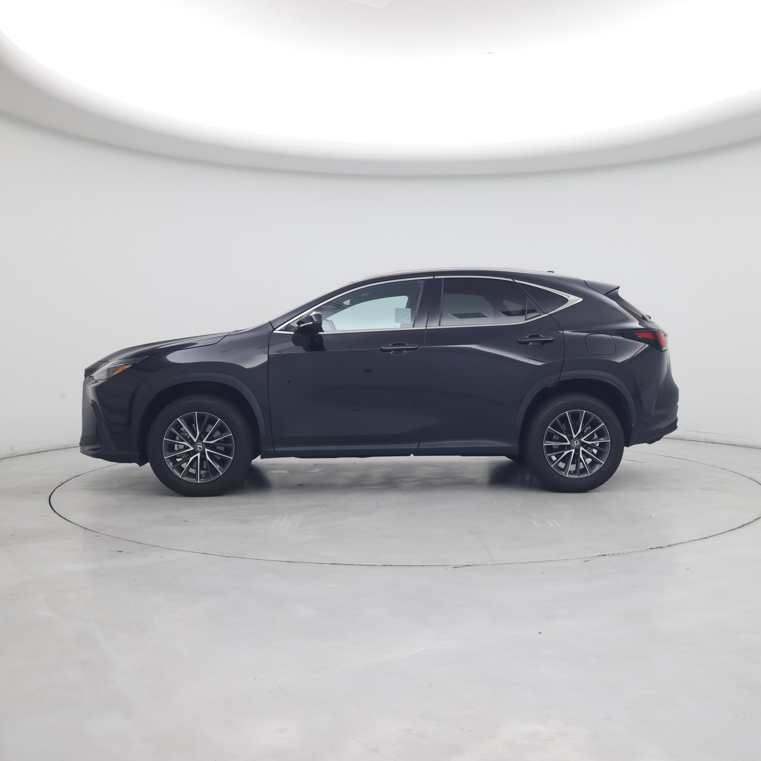 Thumbnail: 2022 Lexus NX - 3