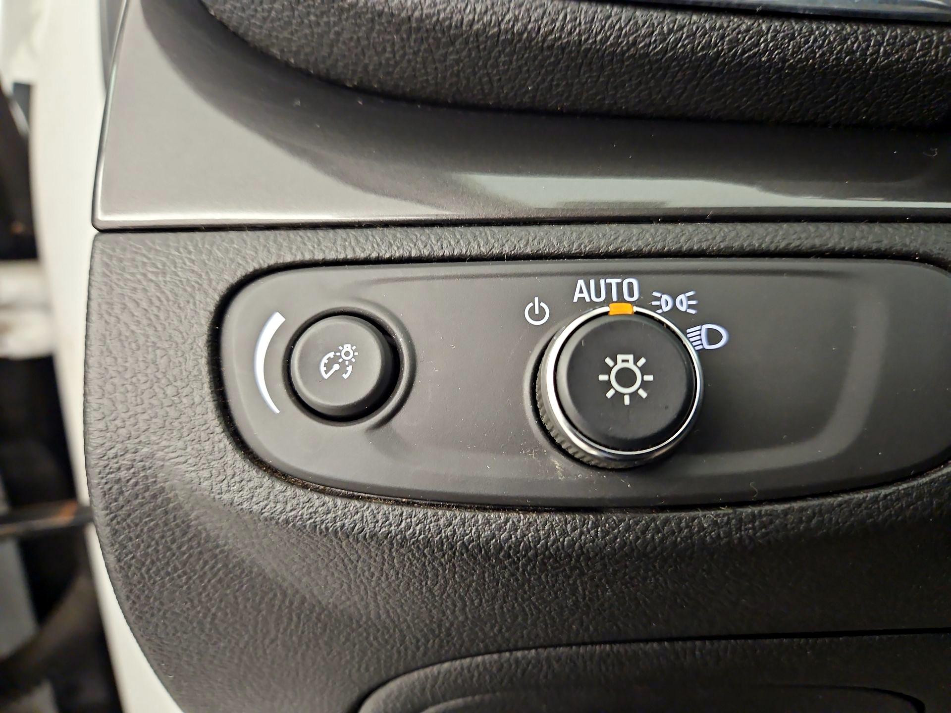 Thumbnail: 2018 Buick Encore - 13